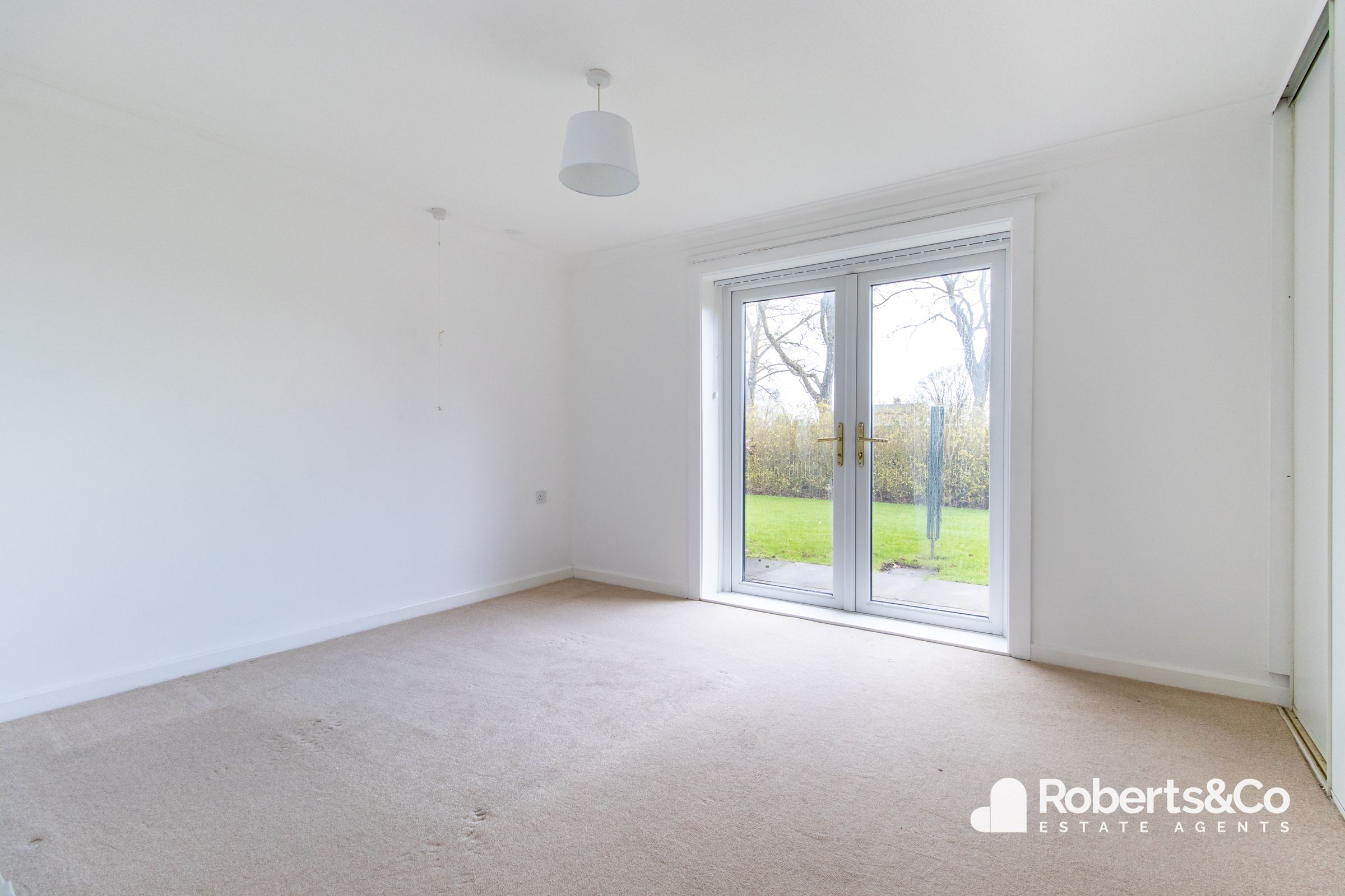 1 bed terraced bungalow for sale in Crownlee, Penwortham, Preston PR1