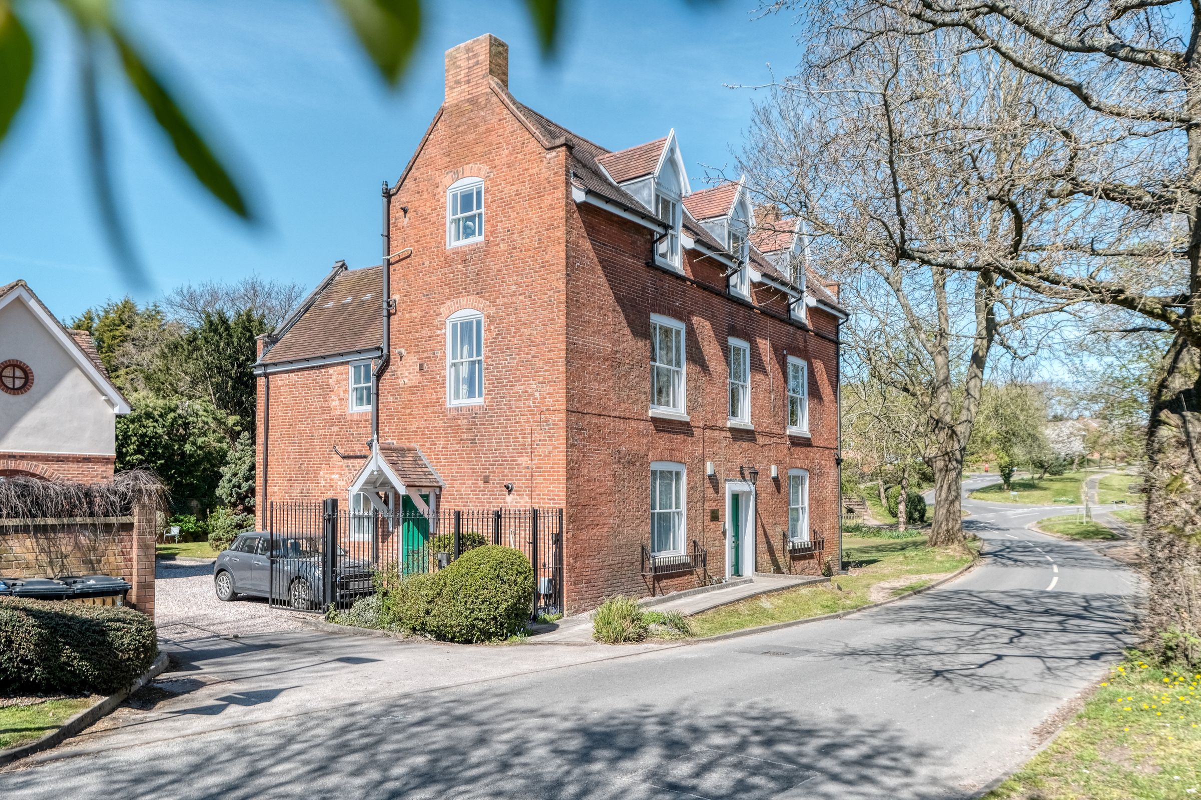 The Penthouse, Hole Farm, Hole Lane, Bournville, Birmingham B31  