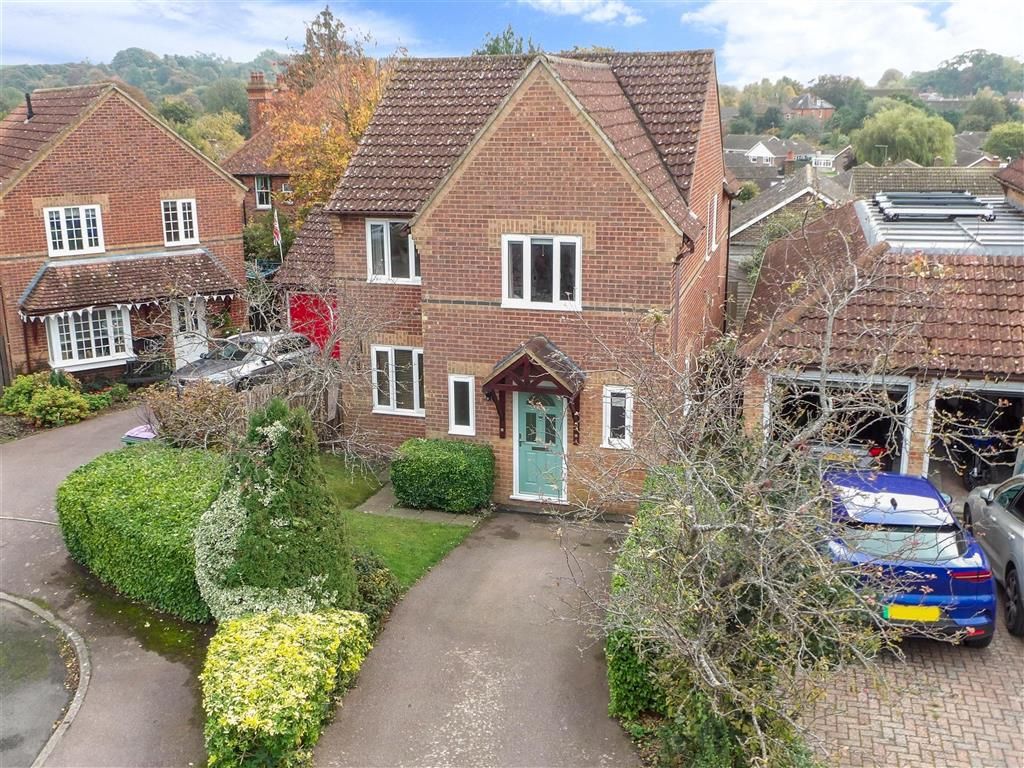 3 bed detached house for sale in Mount Pleasant Close, Lyminge, Folkestone, Kent CT18 Zoopla