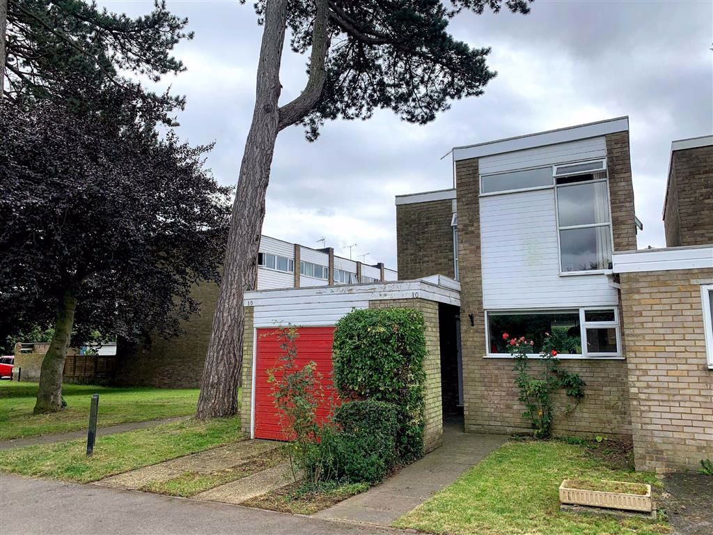 Avon Walk, Leighton Buzzard LU7  