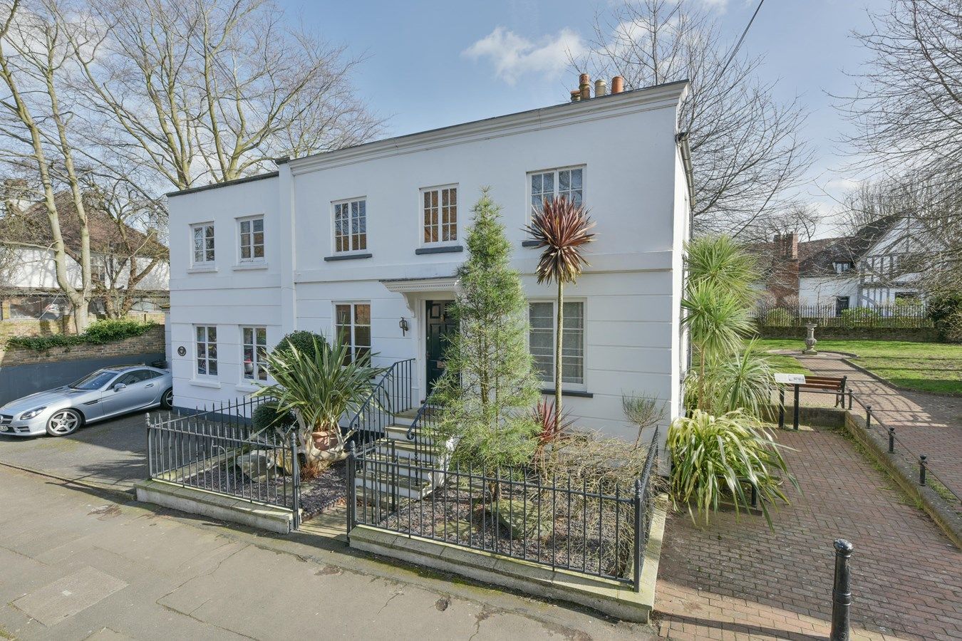 3 bed semidetached house for sale in Manor Road, WaltonOnThames KT12