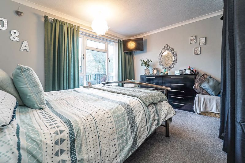 2 bed flat for sale in Shrubbery Avenue, WestonSuperMare BS23 Zoopla