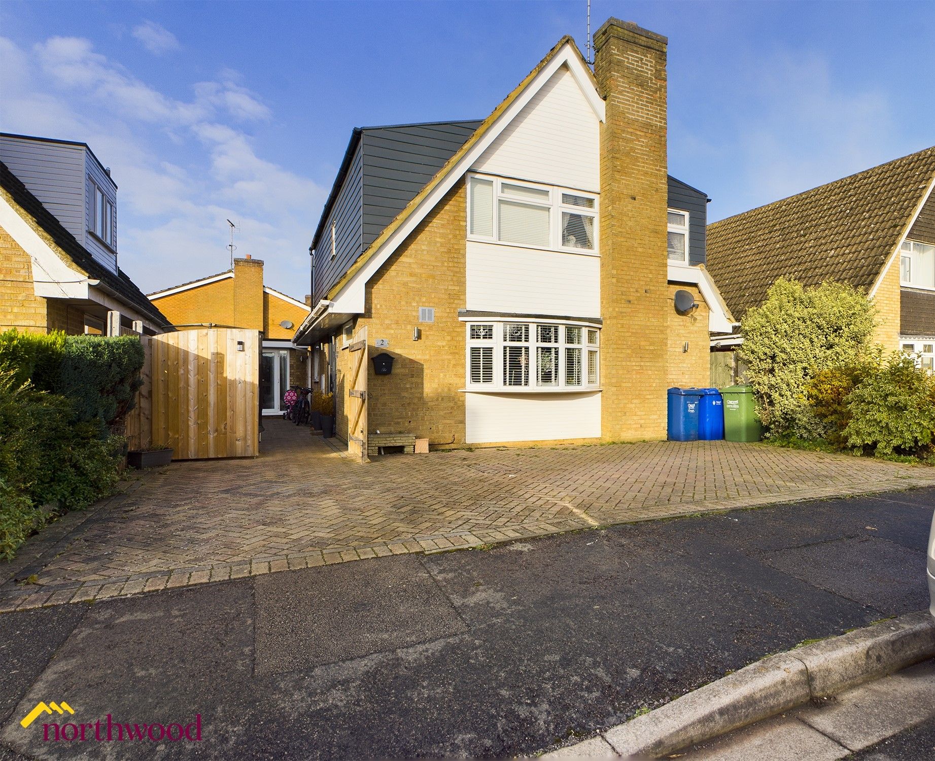 3 bed detached house to rent in Heathcote Avenue, Banbury OX16 Zoopla