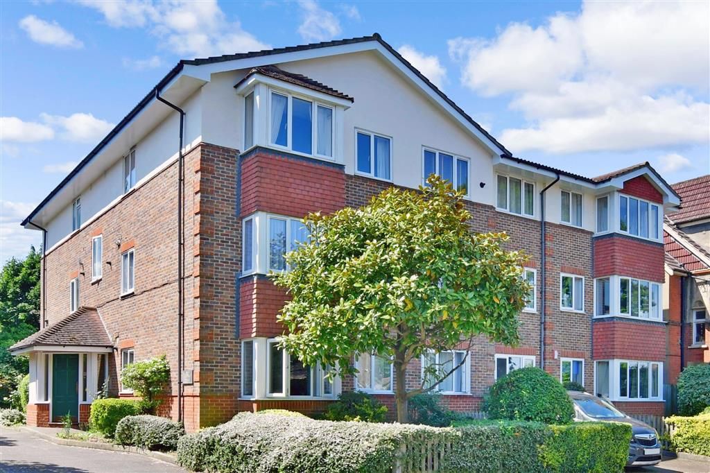2 bed flat for sale in Parkgate Road, Wallington, Surrey SM6 Zoopla