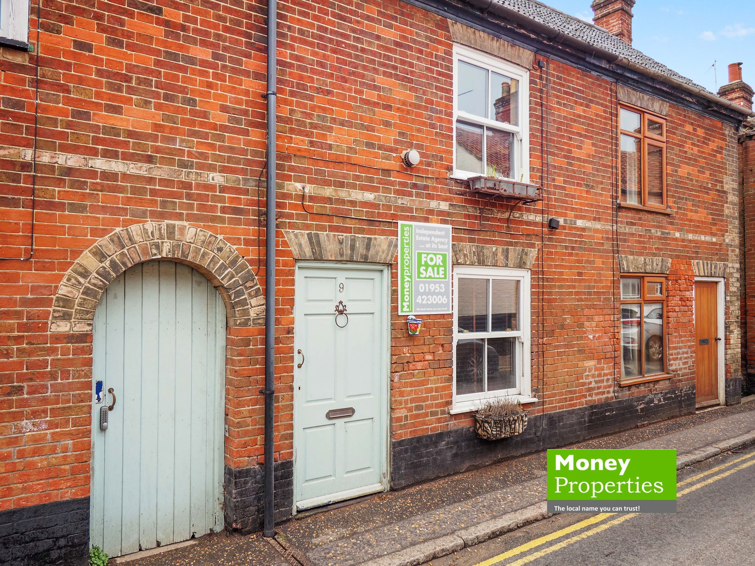 2 bed terraced house for sale in White Horse Street, Wymondham, Norfolk