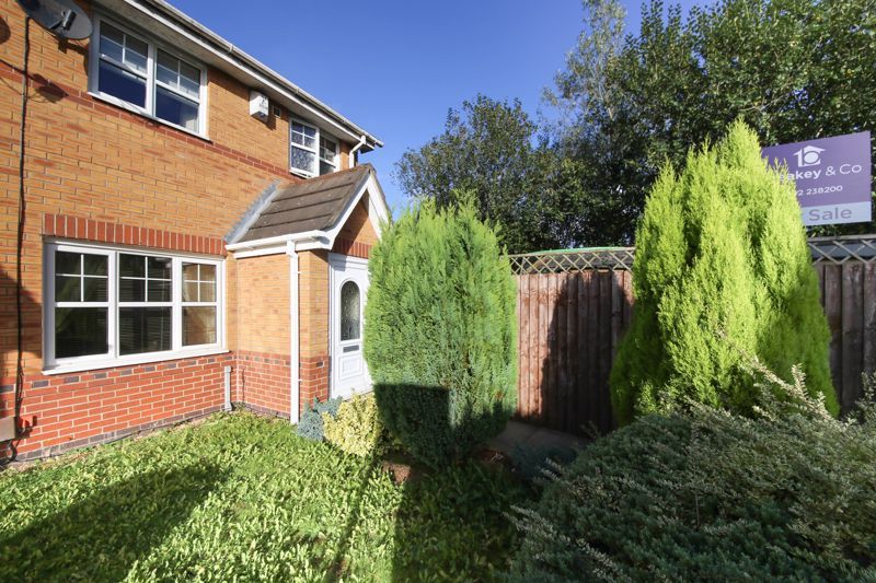 3 bed semidetached house for sale in Salwick Close, Goose Green, Wigan