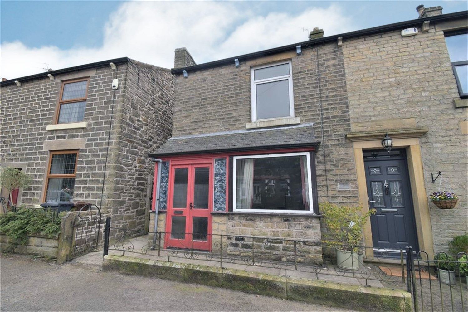 2 bed end terrace house for sale in Laneside Road, New Mills, High Peak