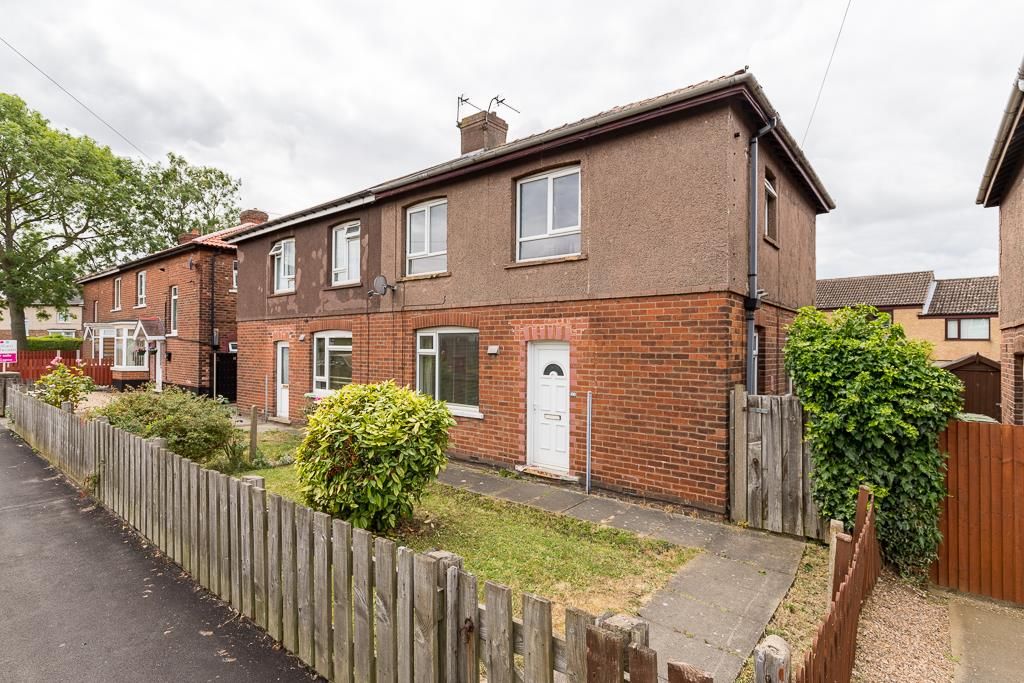 3 bed semidetached house for sale in Tomlinson Avenue, Scunthorpe DN15