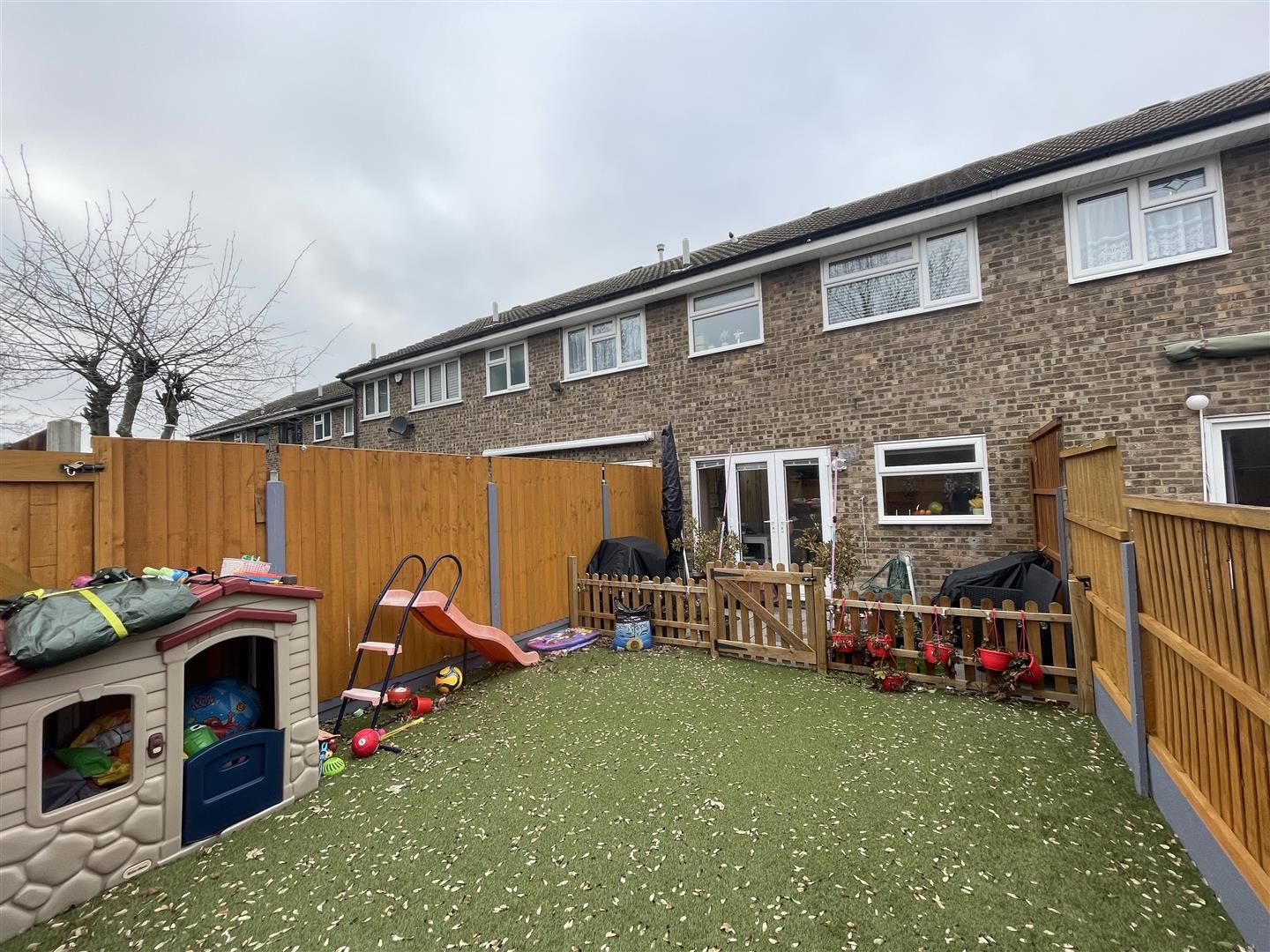 3 bed terraced house for sale in Dunstable Road, StanfordLeHope SS17