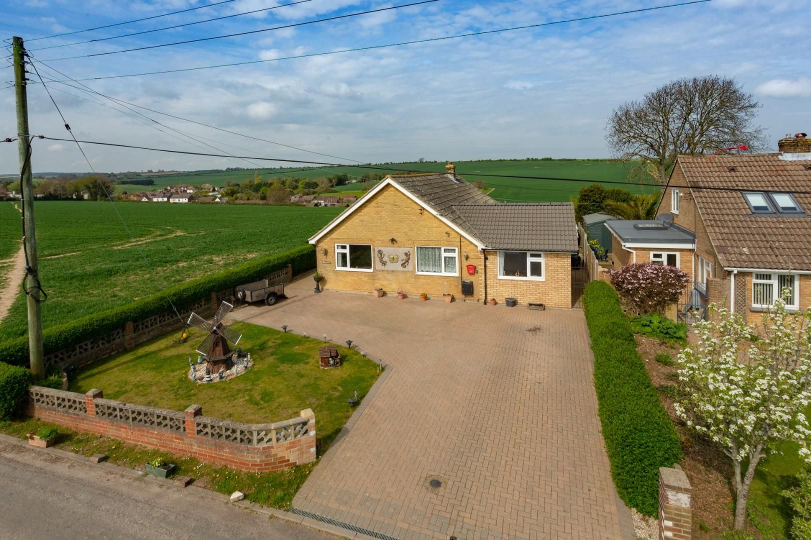 4 bed detached bungalow for sale in Church Lane, Ripple, Deal CT14 Zoopla