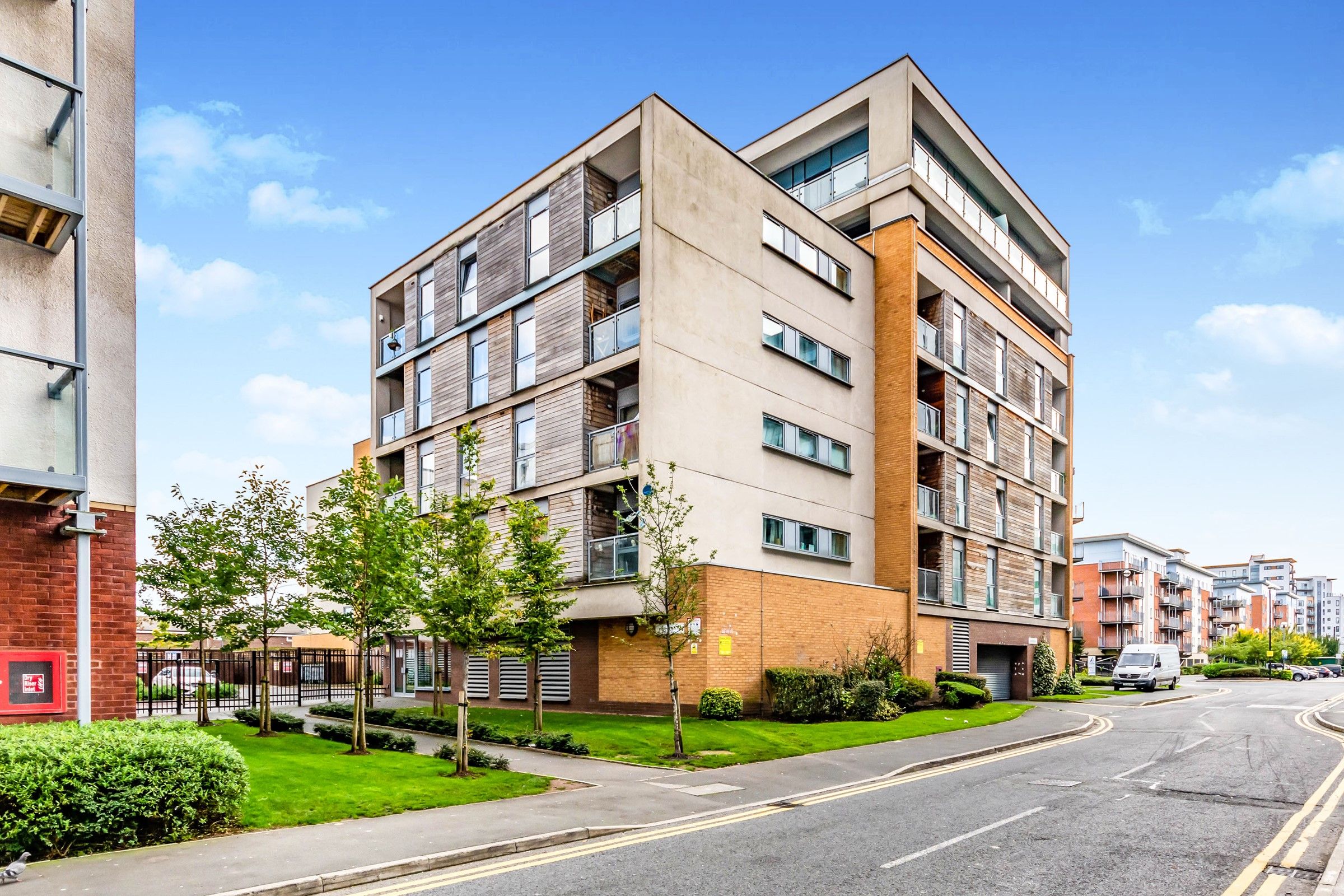 1 bed flat to rent in Pioneer House, Elmira Way, Salford M5 Zoopla