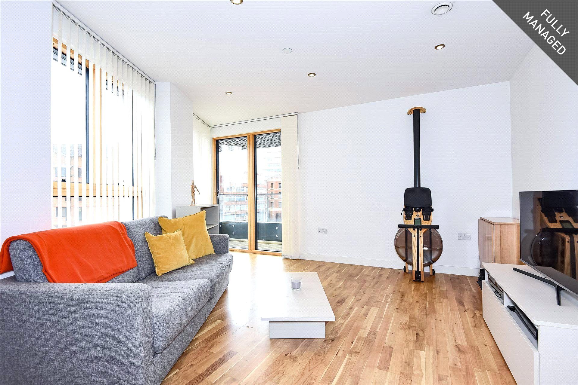 2 bed flat to rent in Hewitt, 40 Alfred Street, Reading, Berkshire RG1