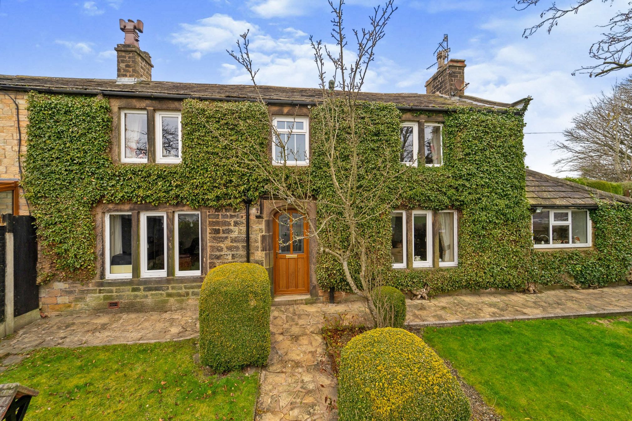 3 bed semidetached house for sale in Hoarstones Cote, Noggarth Road