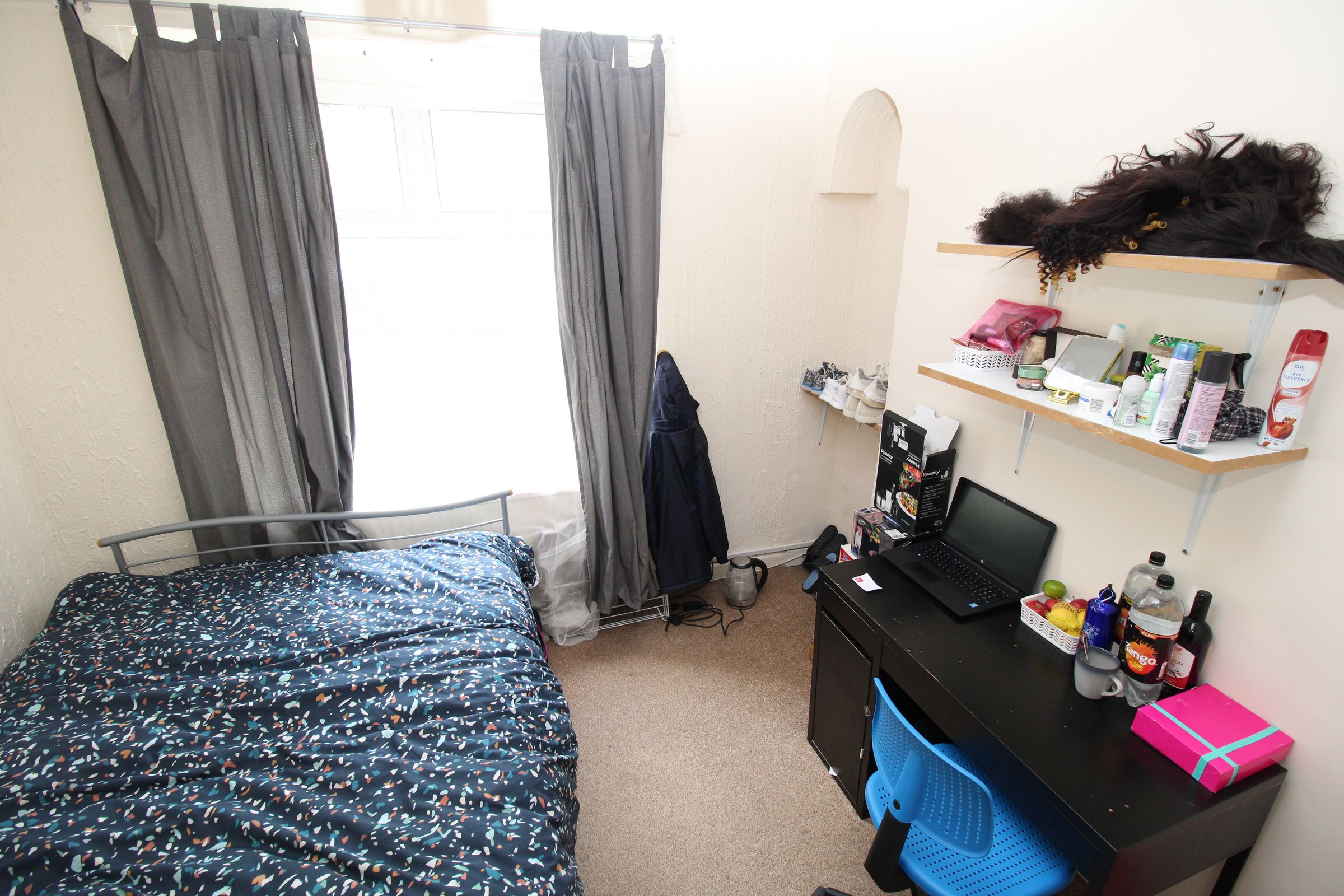 4 bed terraced house to rent in Laura Street, Treforest, Pontypridd