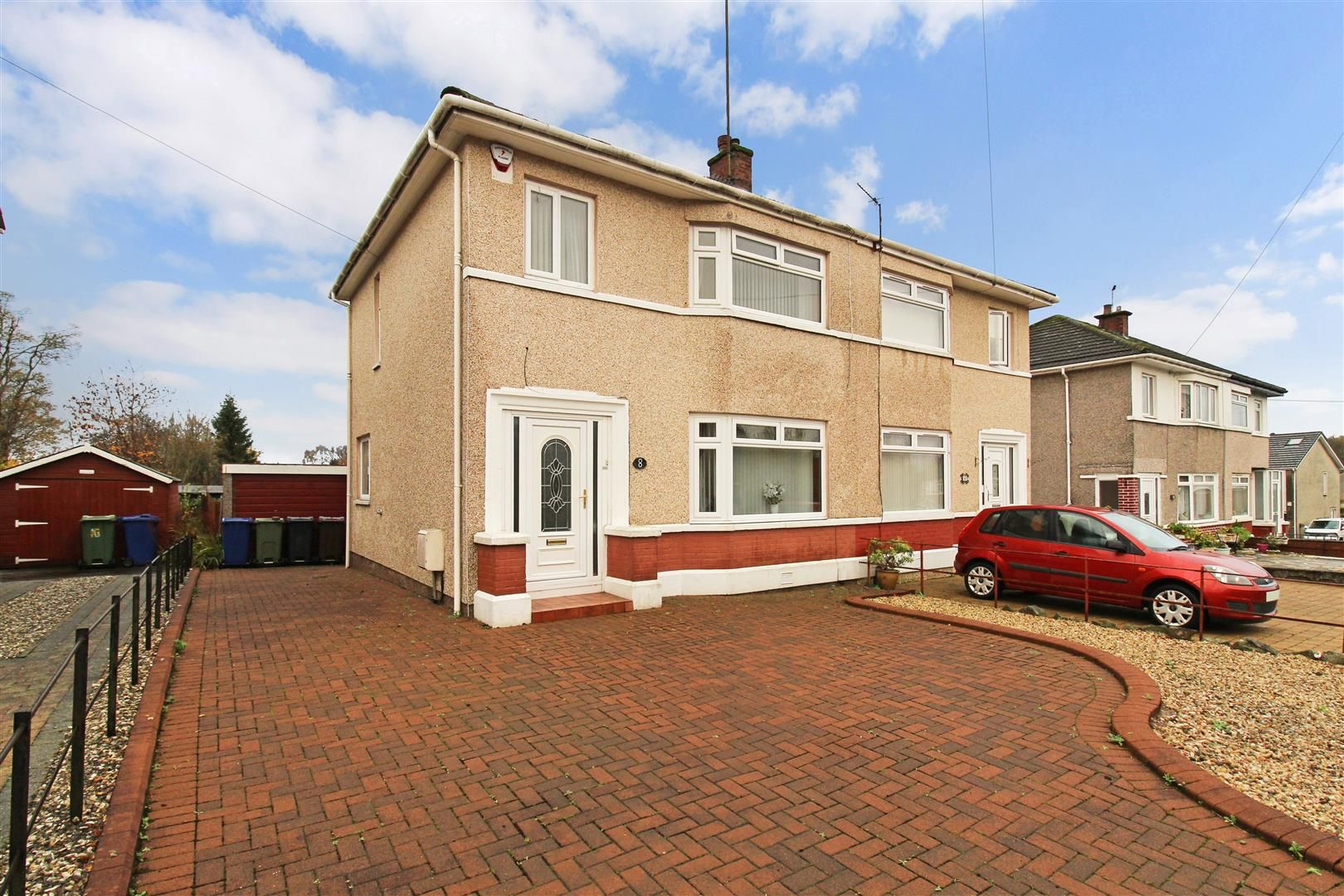 3 bed semidetached house for sale in Broompark Drive, Inchinnan