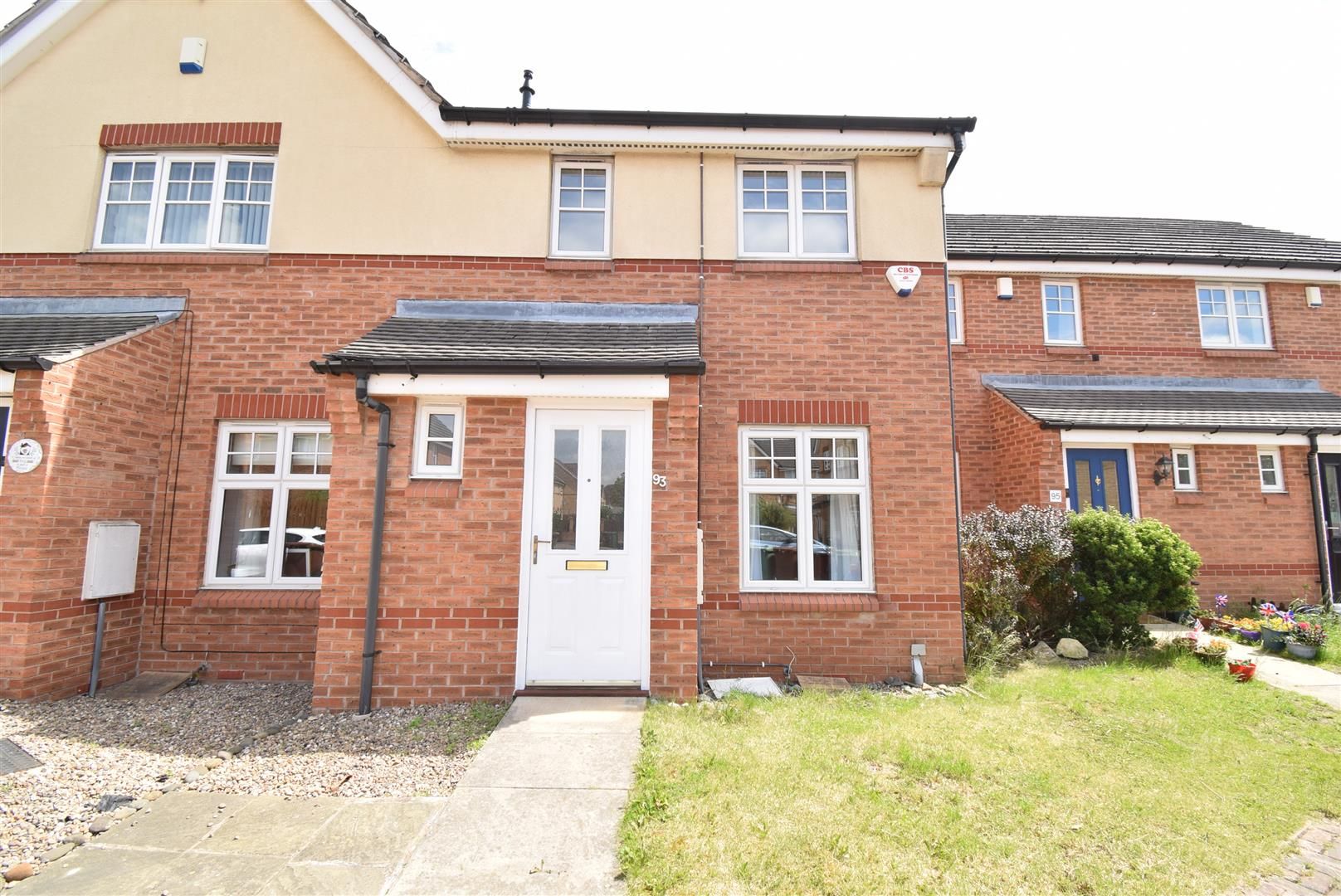 2 bed town house to rent in Mill Chase Road, Alverthorpe, Wakefield WF2