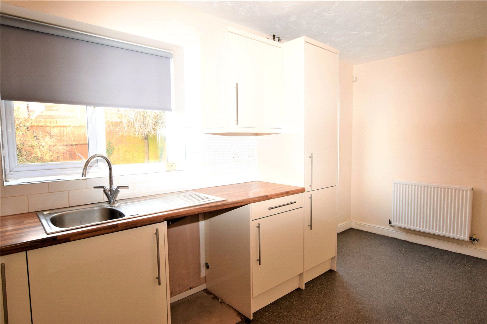 3 bed semidetached house to rent in Crosswaters Close, Wootton Fields