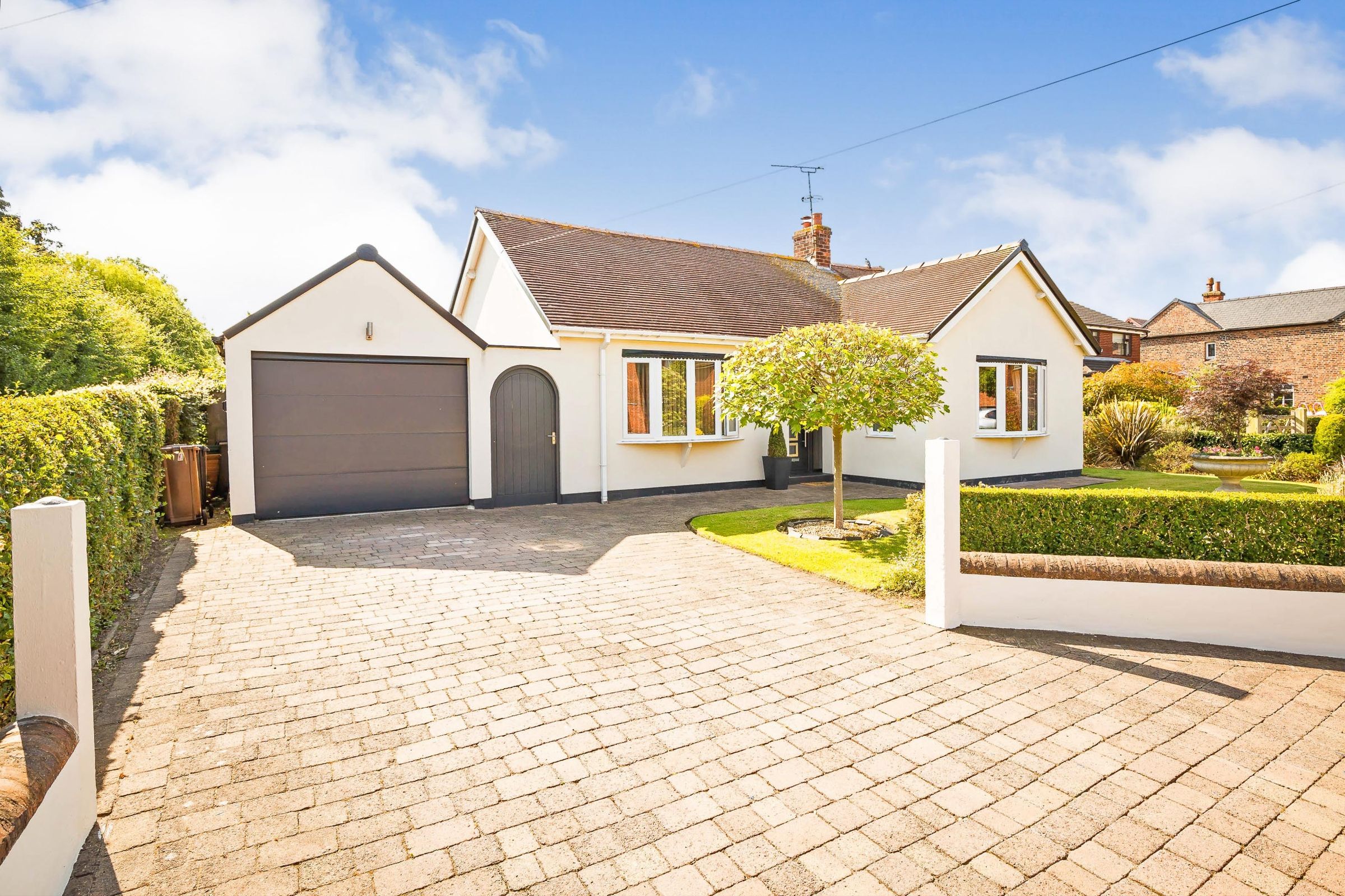 2 bed detached bungalow for sale in Bretton Lane, Chester CH4 Zoopla