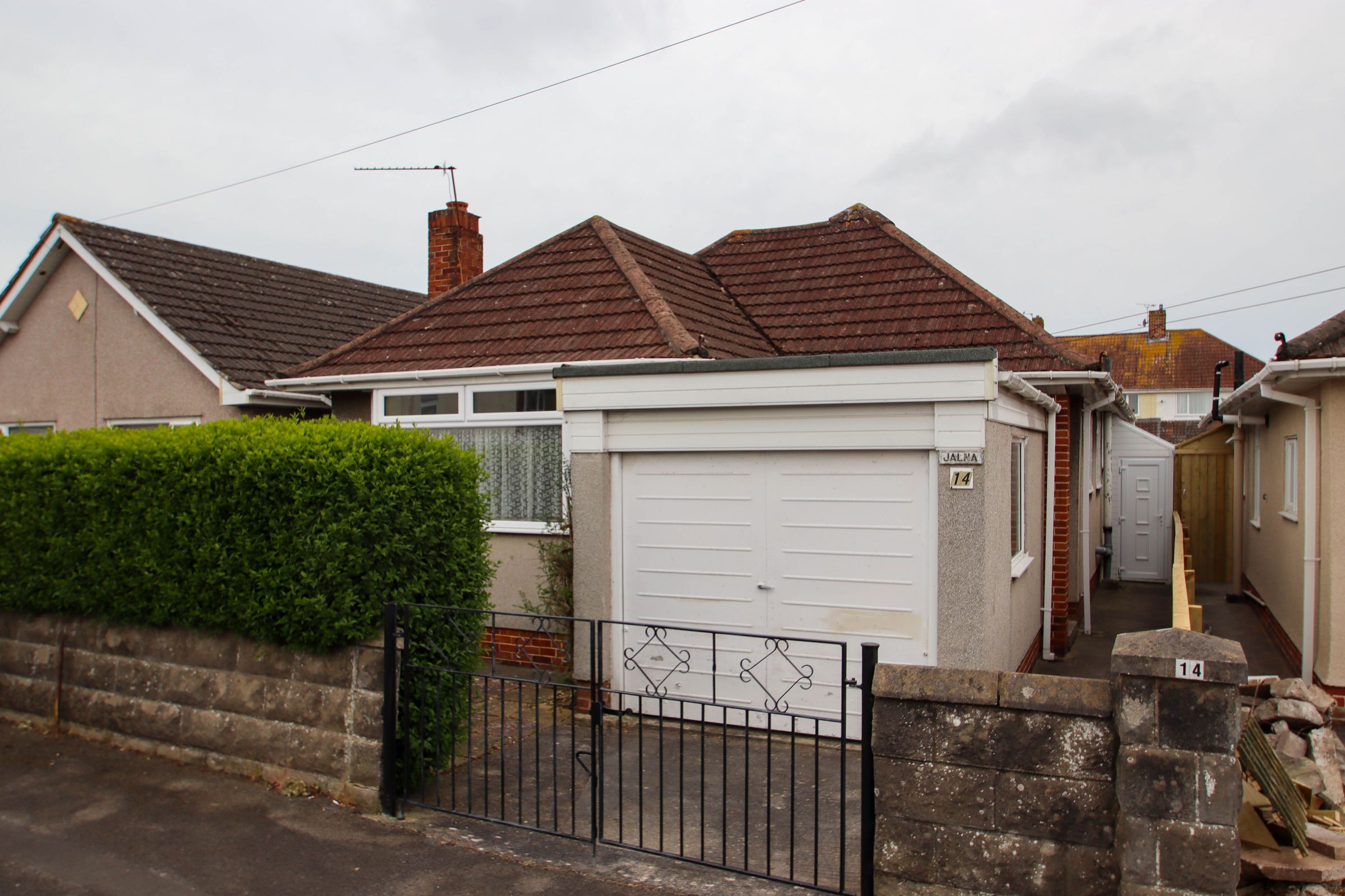3 bed bungalow for sale in Salisbury Road, WestonSuperMare BS22 Zoopla