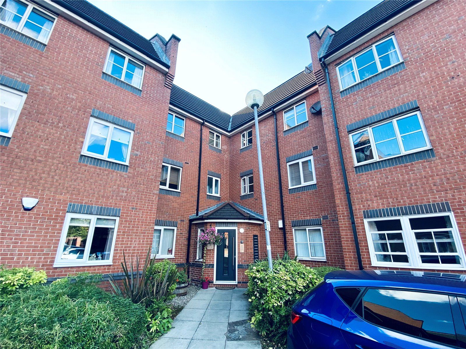 2 bed flat for sale in Armstrong Quay, Liverpool, Merseyside L3 Zoopla
