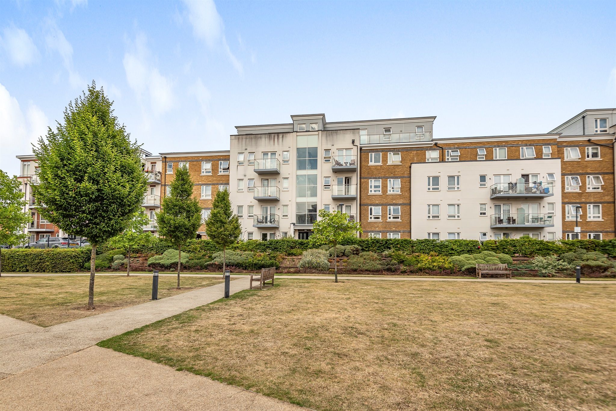 2 bed flat for sale in Grebe Way, Maidenhead SL6 Zoopla