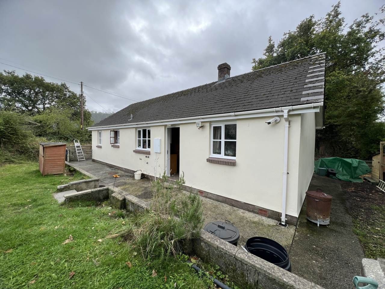 3 bed bungalow for sale in Garth, Talsarn, Lampeter SA48 Zoopla