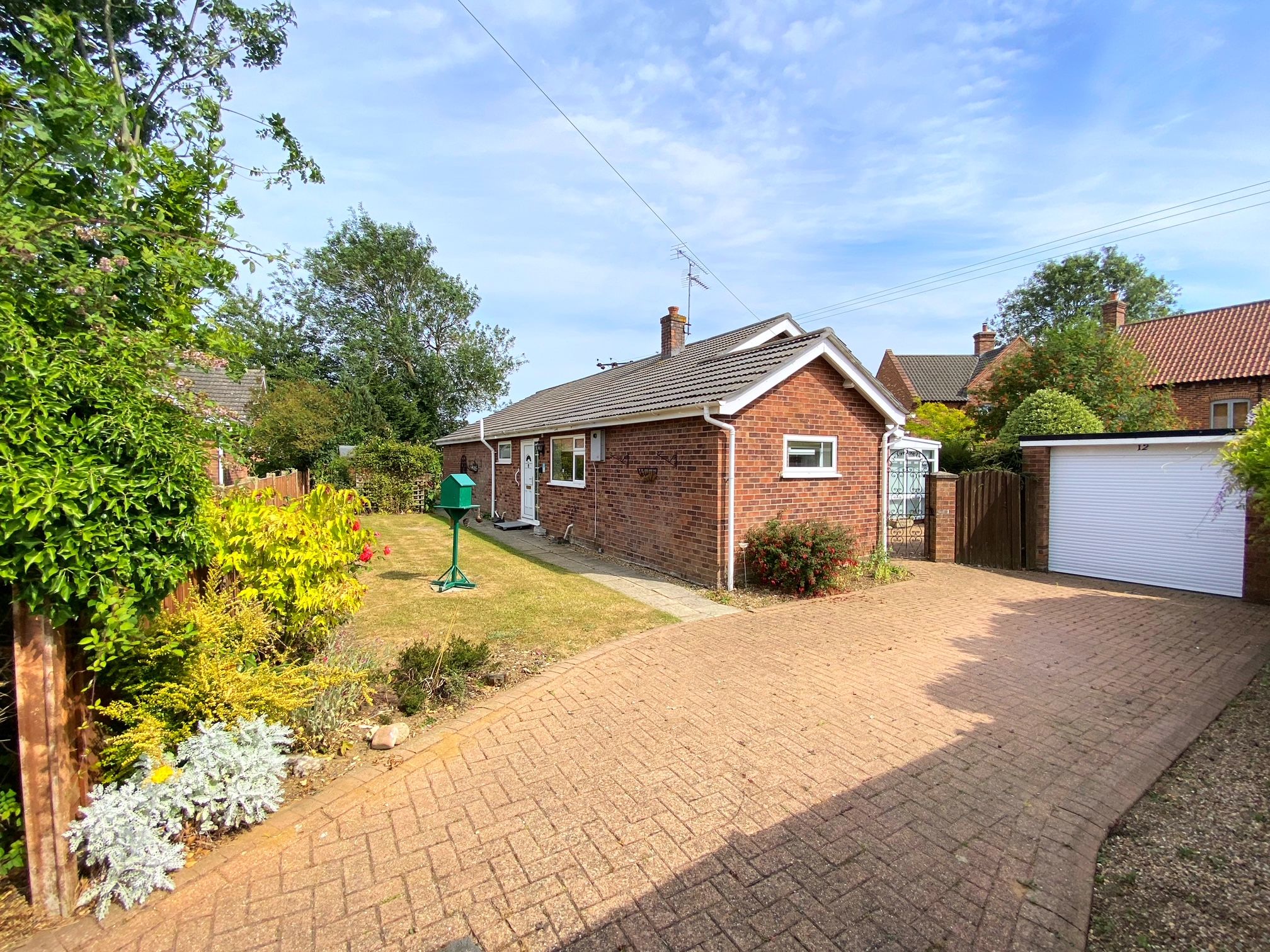 3 bed detached bungalow for sale in Smithson Drive, Mattishall, Dereham