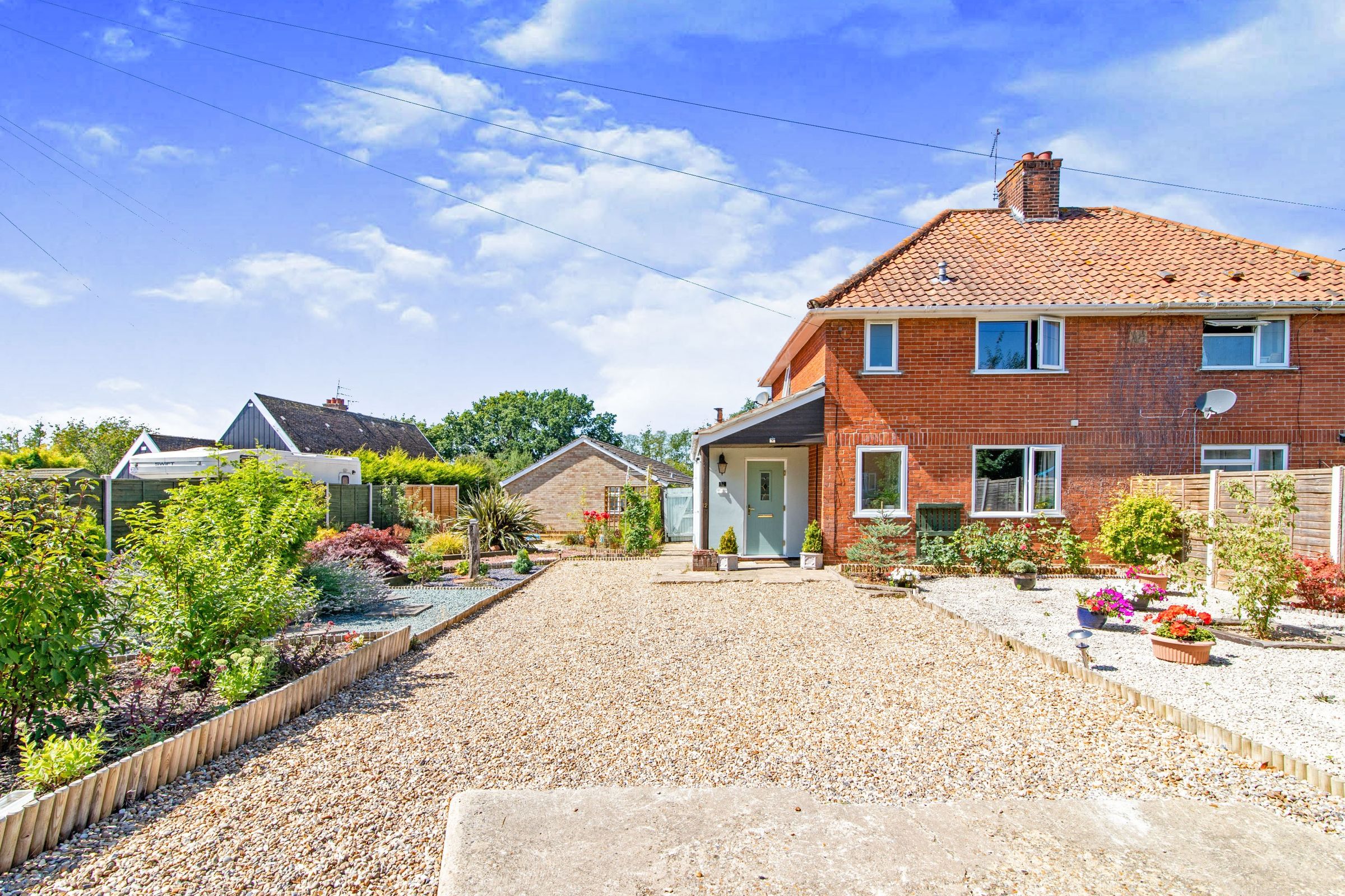 3 bed semidetached house for sale in The Boundaries, Geldeston Road