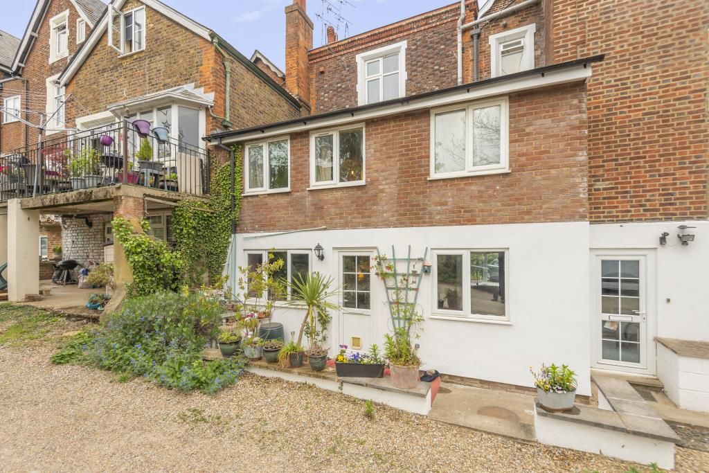 1 bed flat for sale in Slough, Berkshire SL1 Zoopla