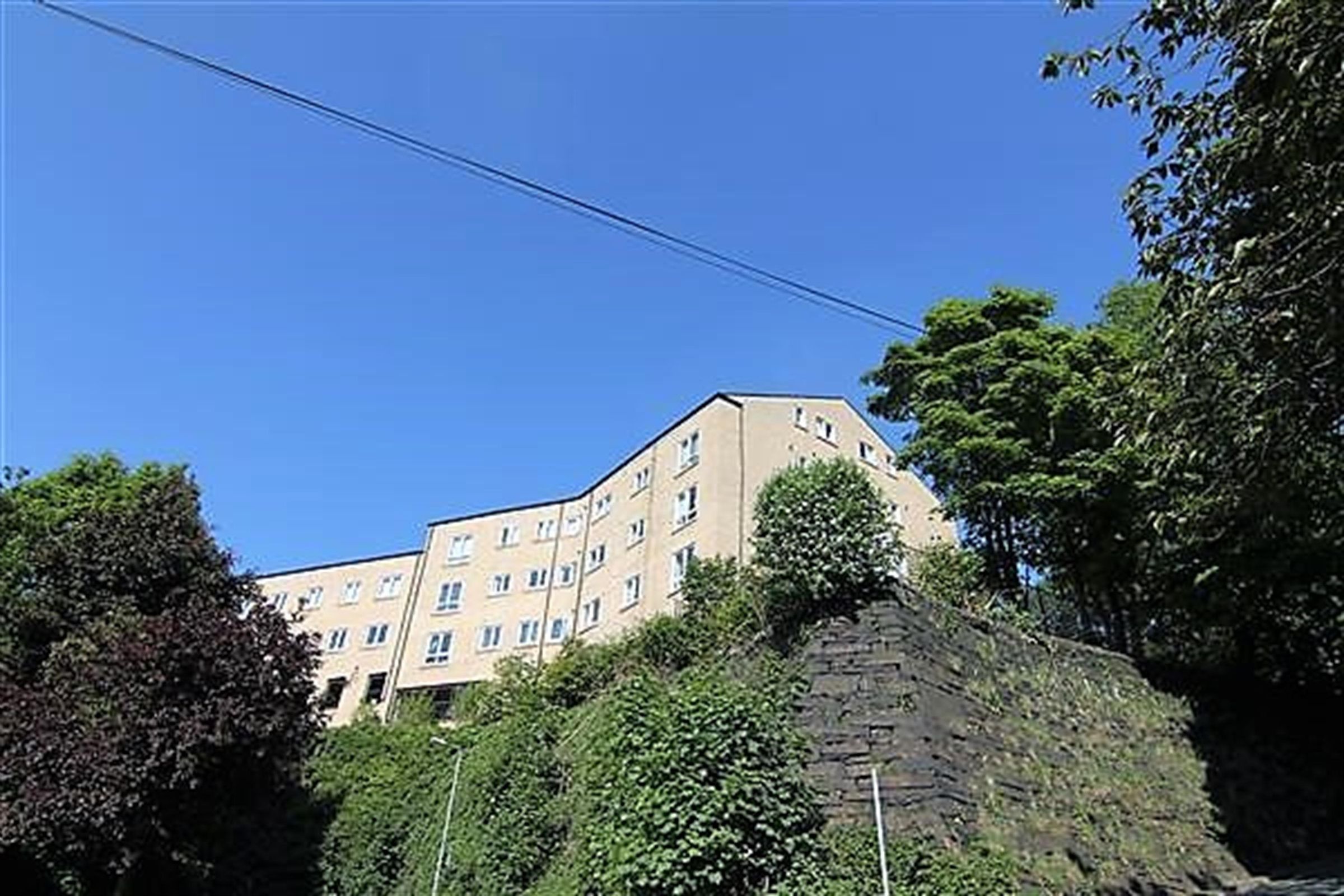 Caddyfield Court, Jubilee Street, Halifax HX3  