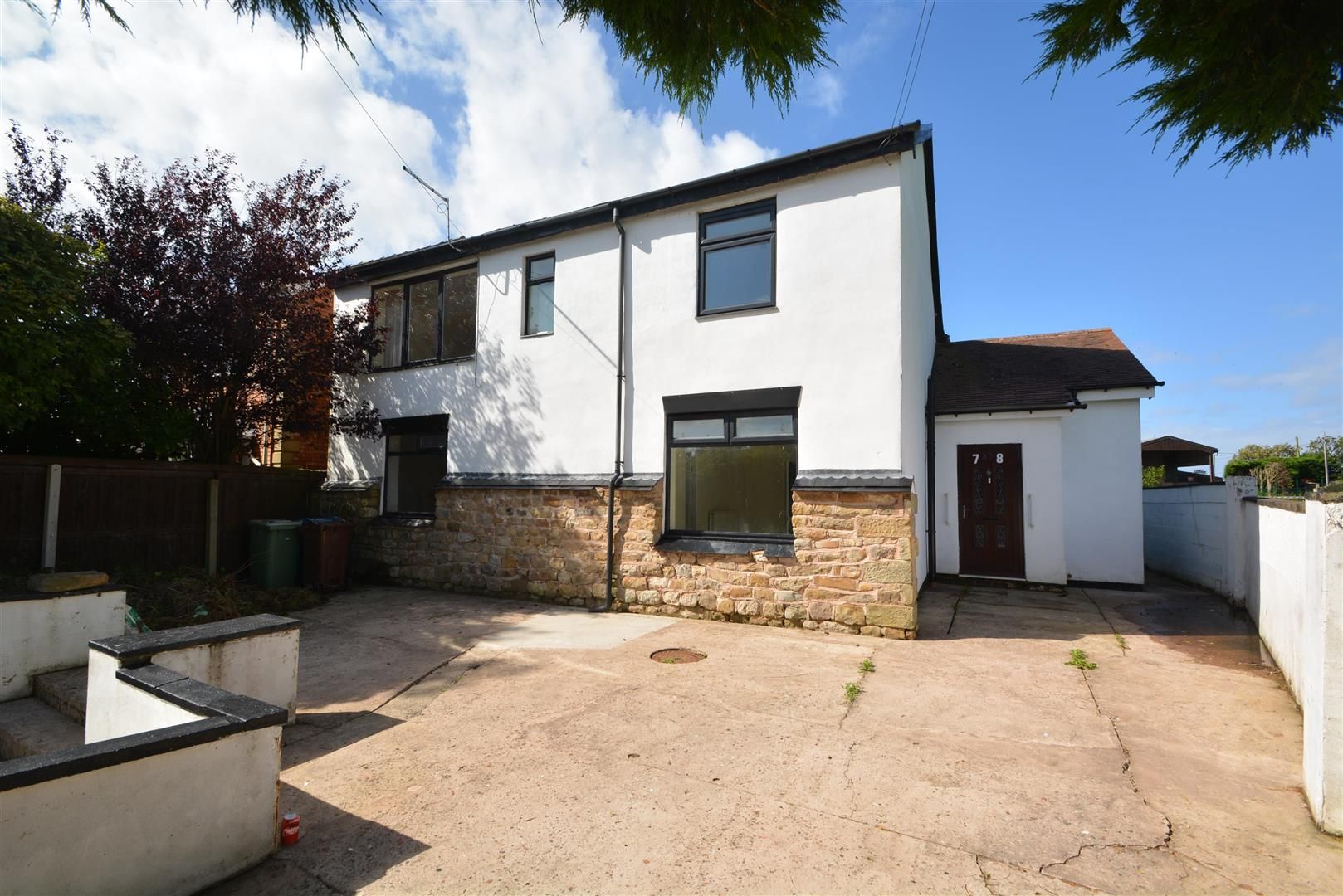 5 Bed Detached House To Rent In Chain Lane Staining Lancashire FY3 5-bed-detached-house-to-rent-in-chain-lane-staining-lancashire-fy3