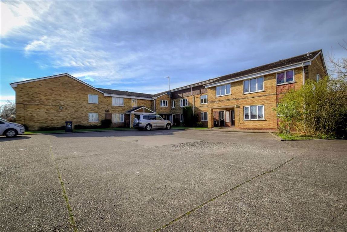 1 bed flat to rent in Bronte Court, Haworth Park, Hull HU6 Zoopla