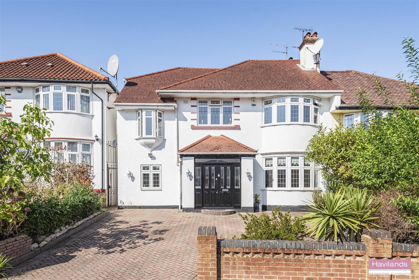 6 bed property for sale in Wades Hill, Winchmore Hill N21 Zoopla