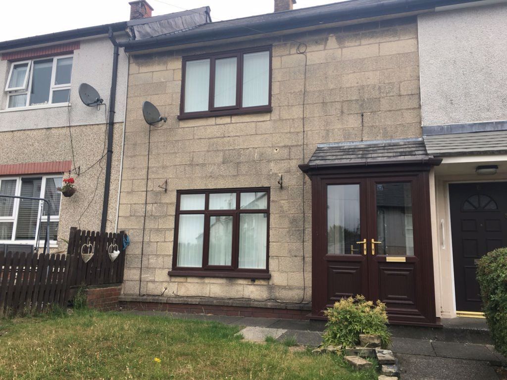 2 bed semidetached house to rent in Clarence Street, Rochdale OL12