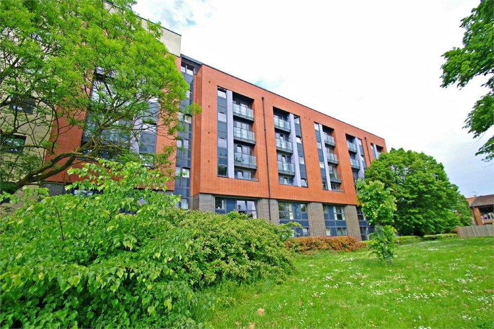 1 bed flat to rent in Flanders Court, 1214 St Albans Road, Watford