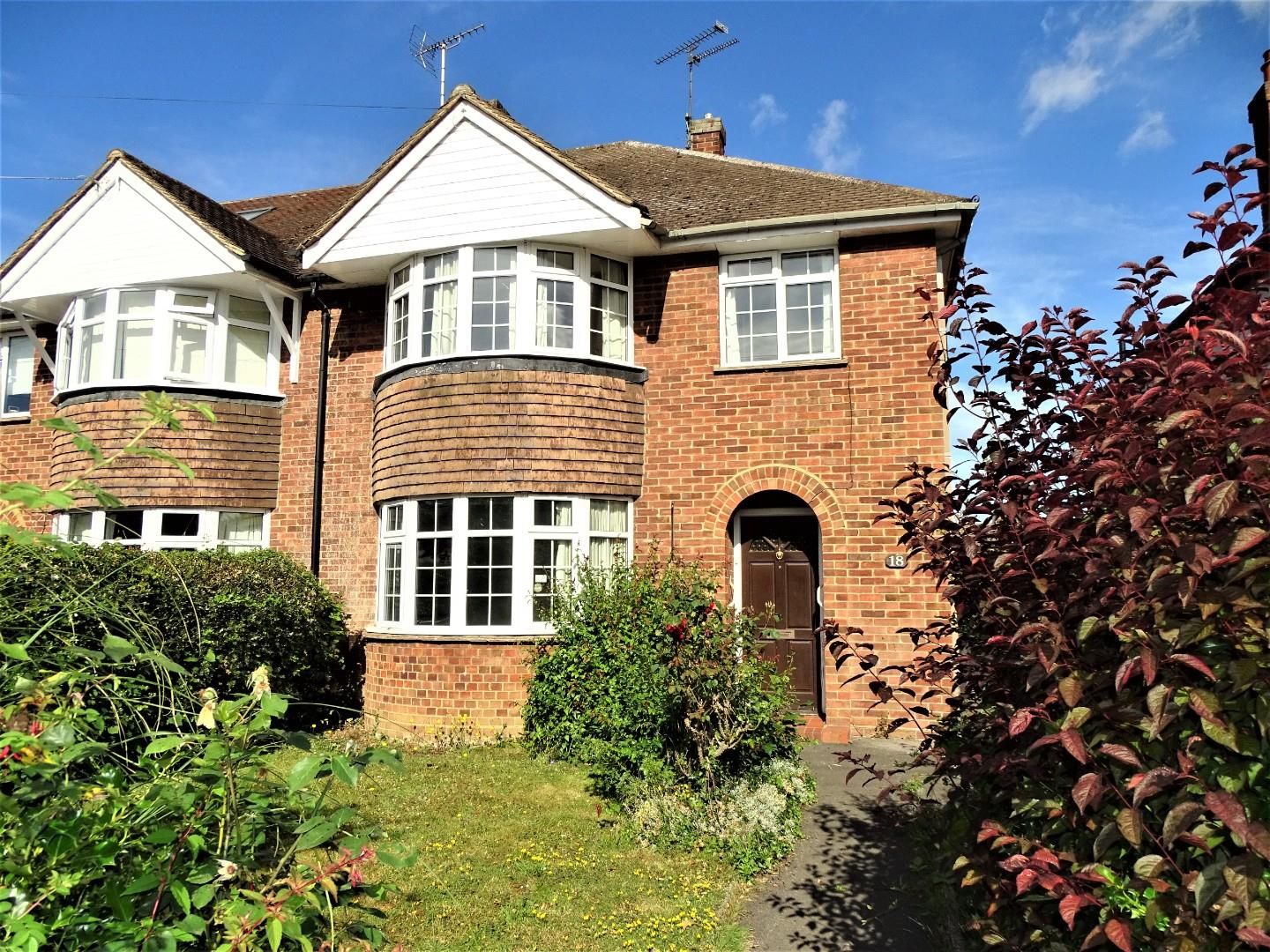 3 bed semidetached house for sale in Chelmerton Avenue, Great Baddow