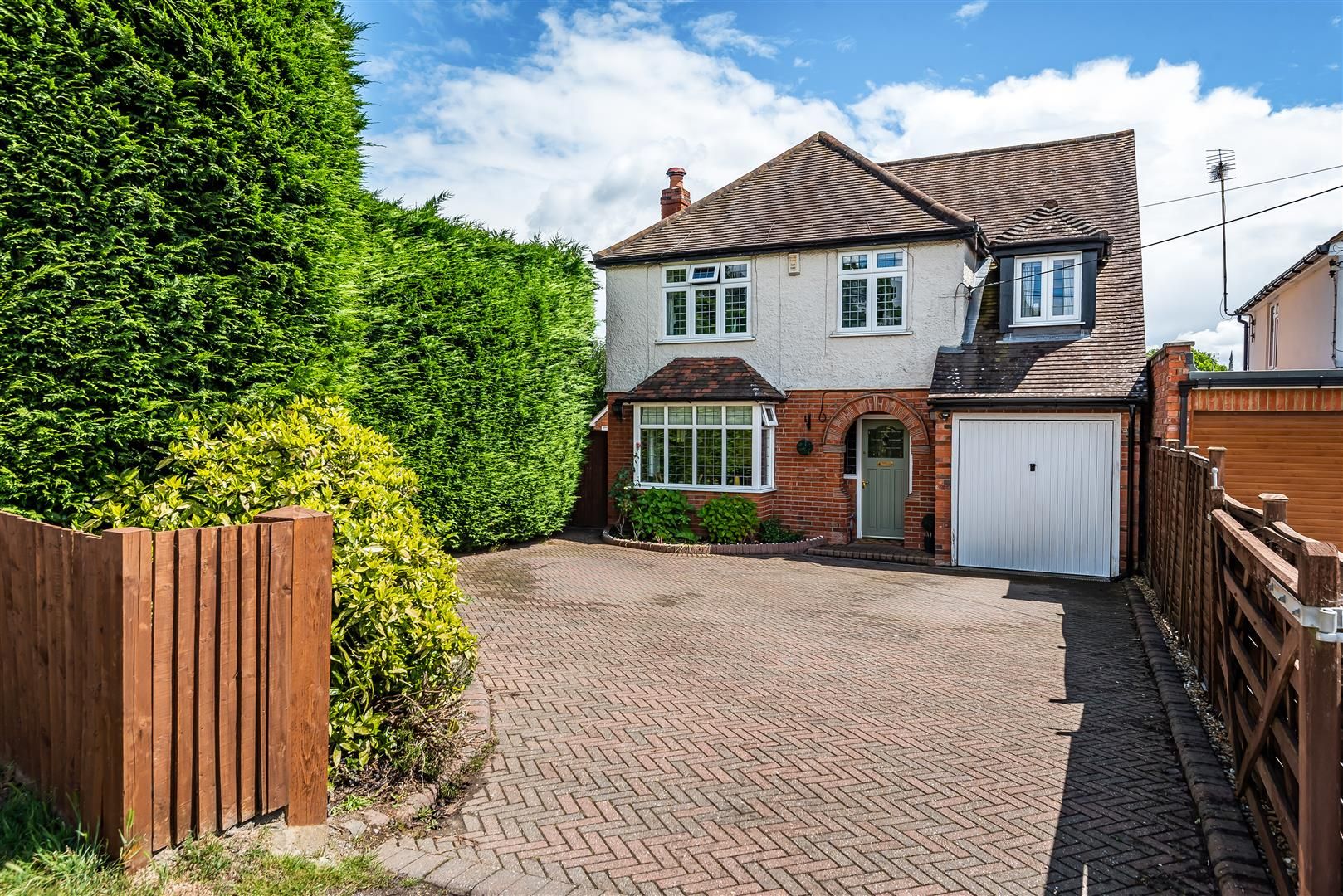 4 bed detached house for sale in Bearwood Road, Wokingham, Berkshire RG41 Zoopla