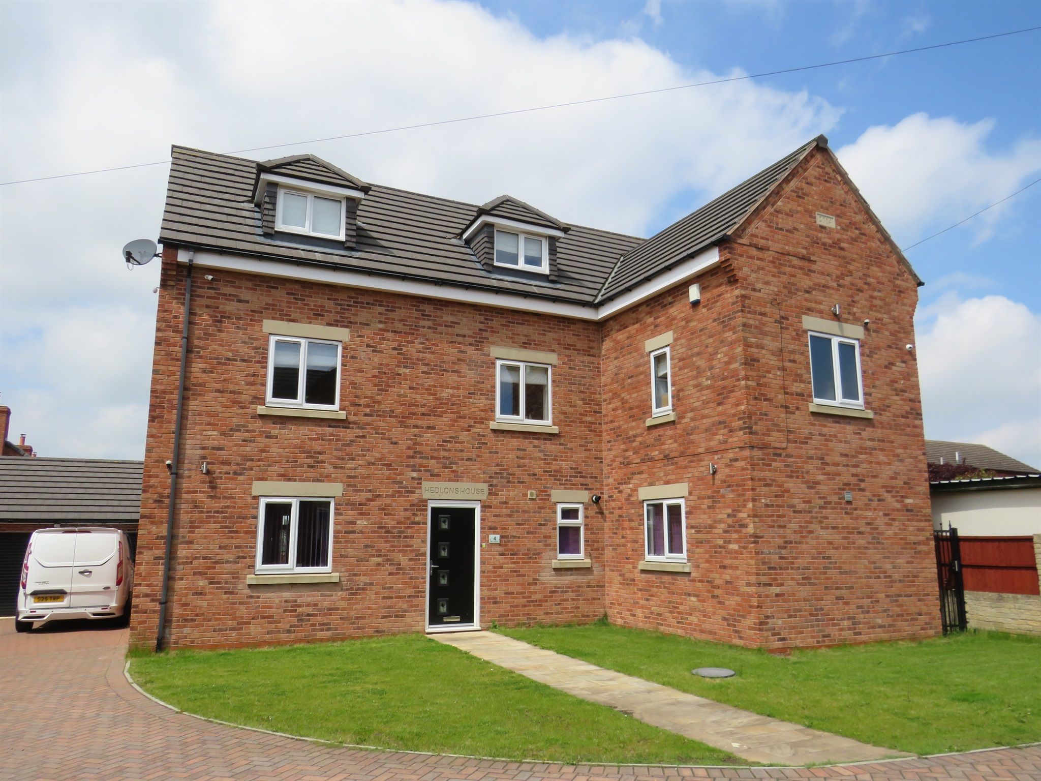 5 bed detached house for sale in Sandy Hill Lane, Dinnington, Sheffield