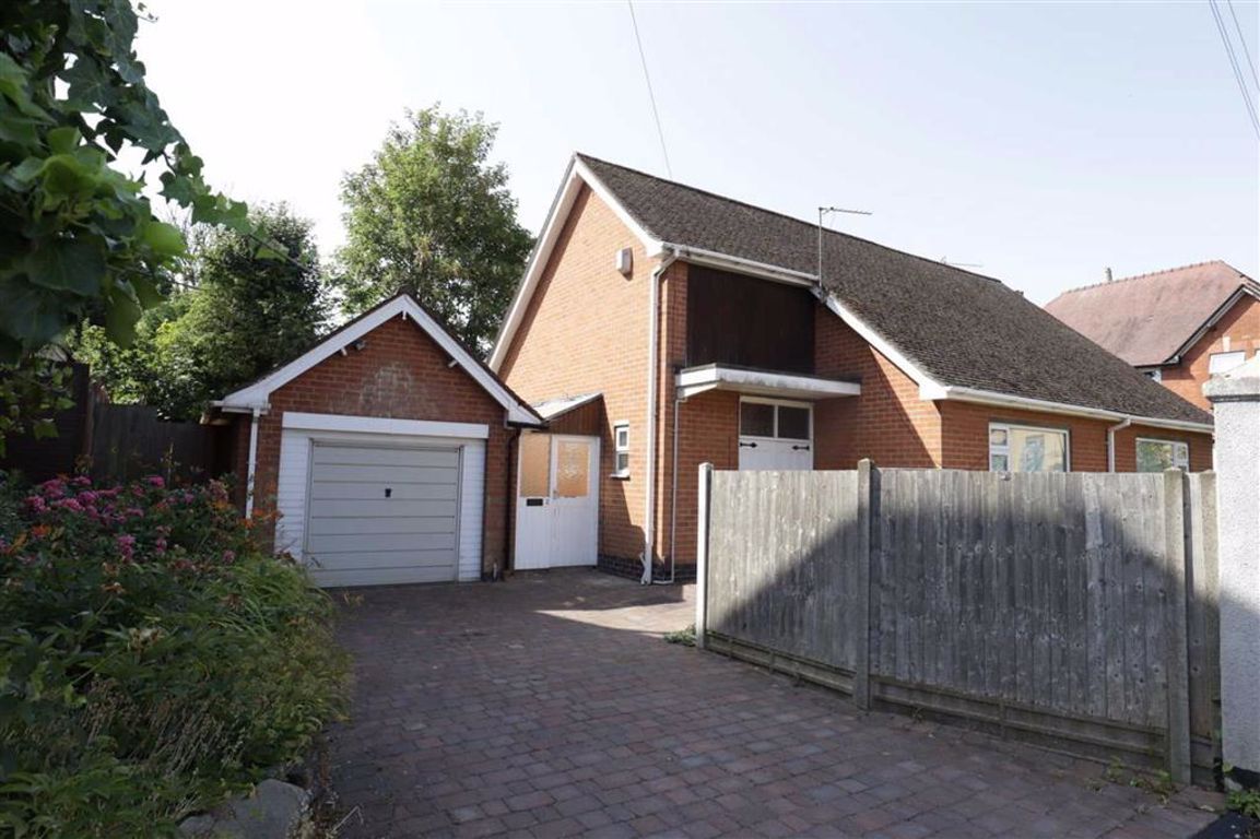 2 bed detached bungalow for sale in Mount Road, Hinckley LE10 Zoopla
