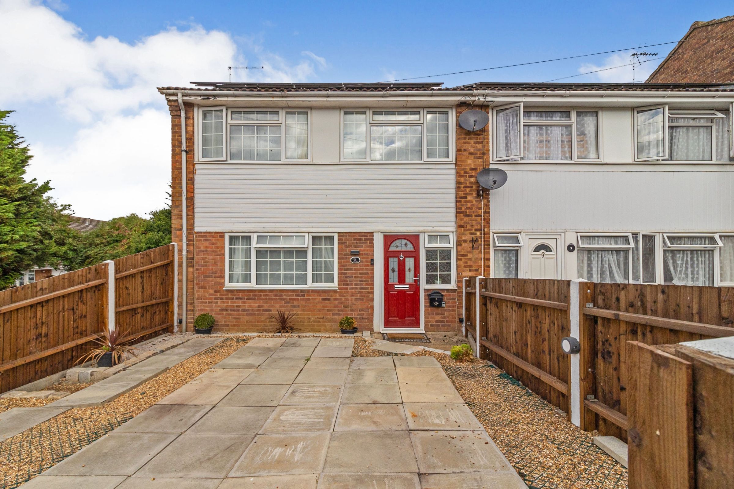 3 bed end terrace house for sale in Nine Lands, Hockliffe, Leighton