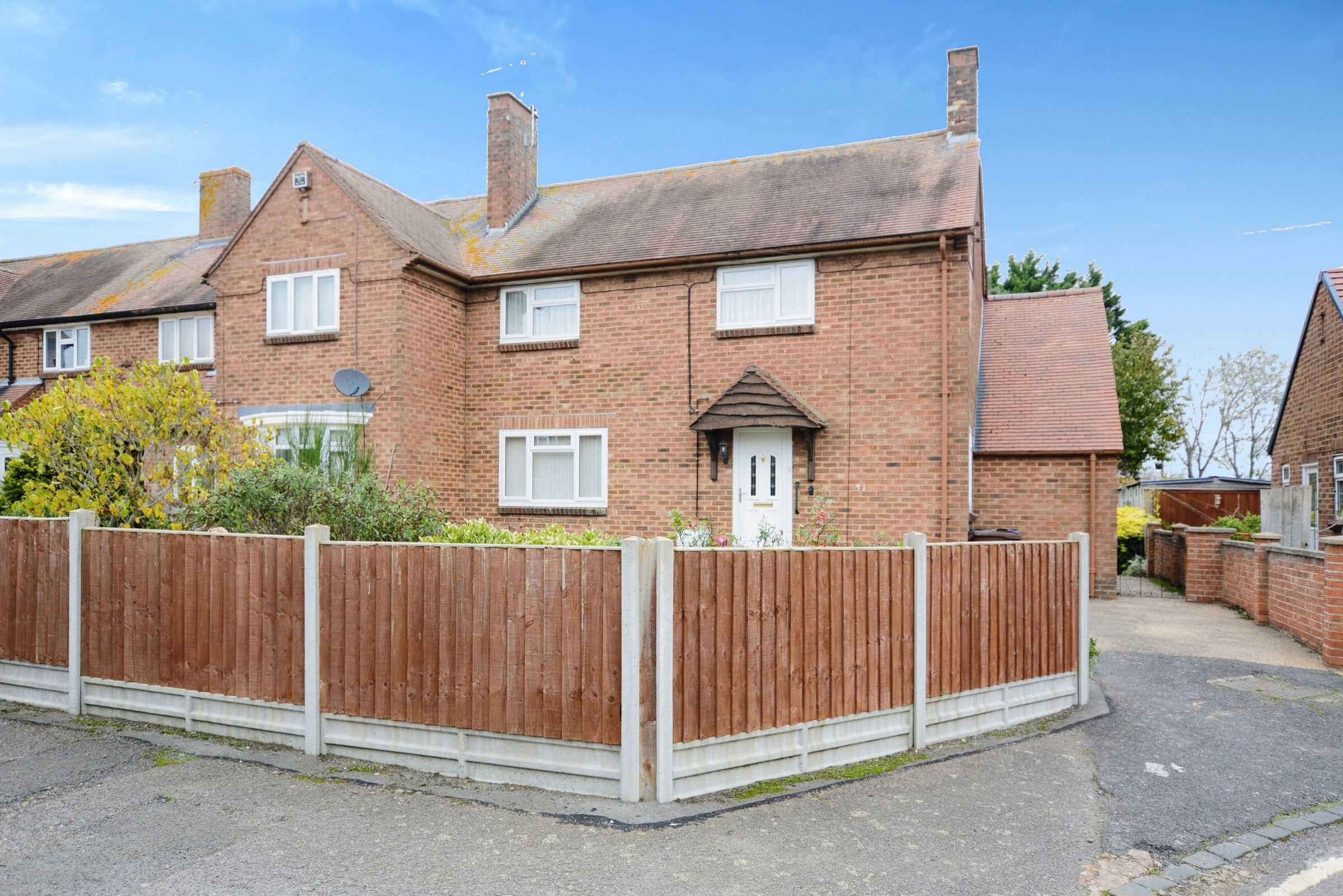 3 bed semidetached house for sale in Watson Road, Long Buckby NN6 Zoopla