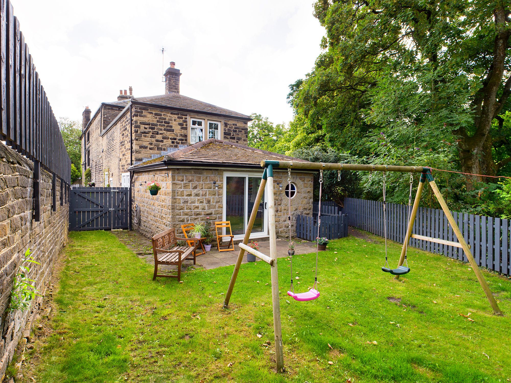 4 bed semidetached house for sale in Long Lane, Wheatley, Halifax HX2