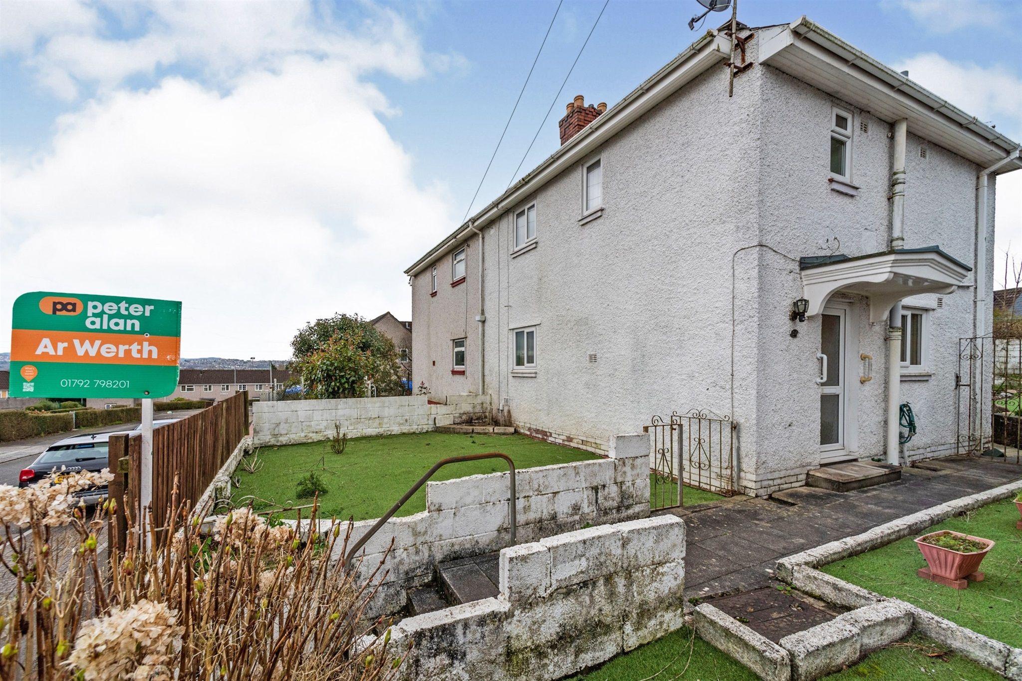 3 bed semidetached house for sale in Heol Yr Eithen, Cwmrhydyceirw