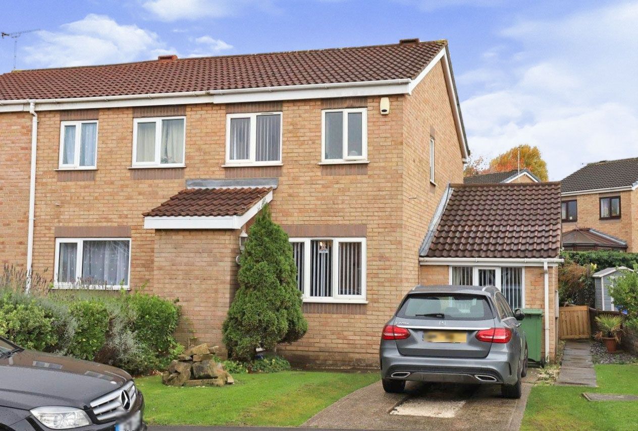 3 bed semidetached house for sale in Milburn Grove, Sothall, Sheffield