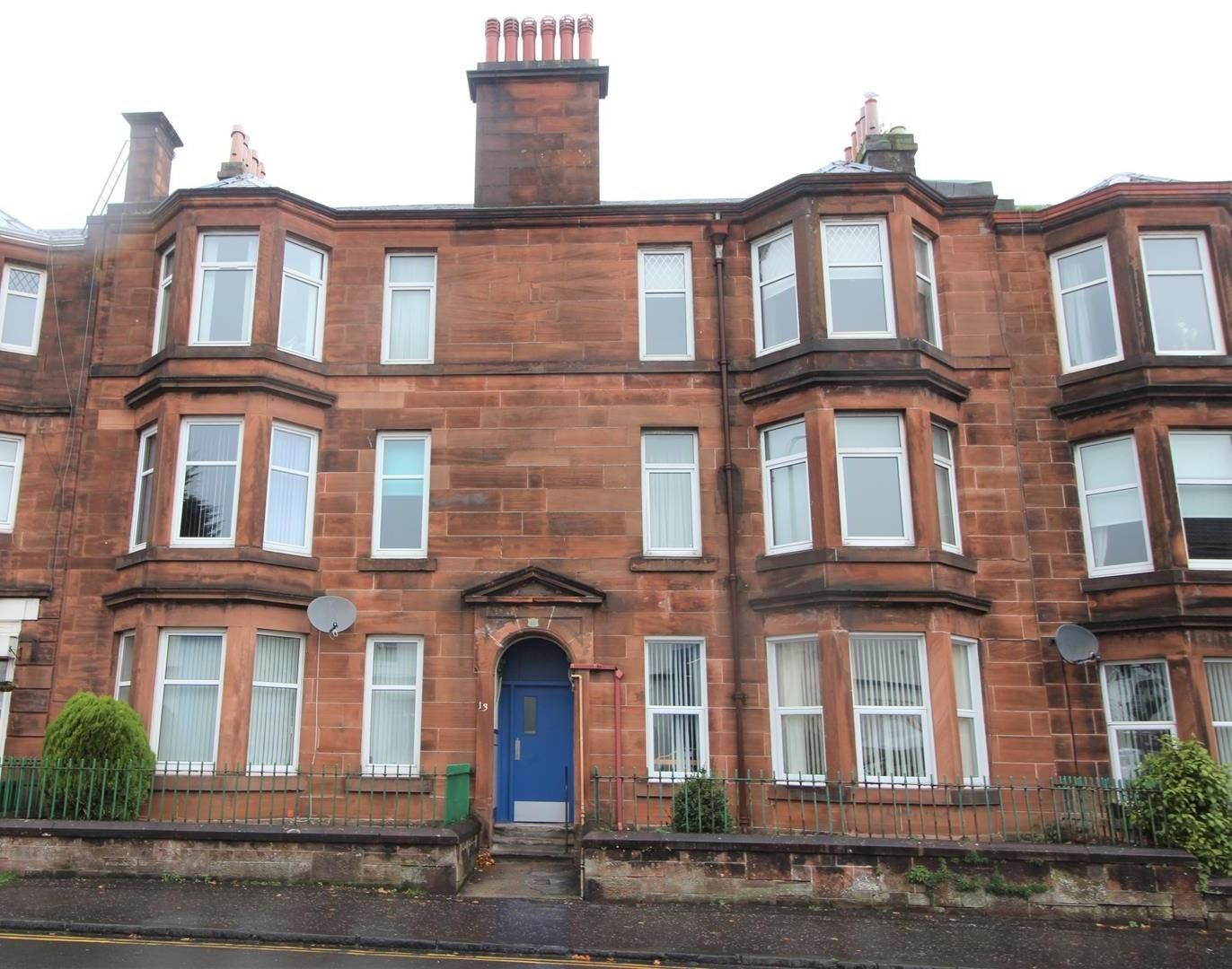2 bed flat for sale in Cardwell Road, Gourock PA19 Zoopla