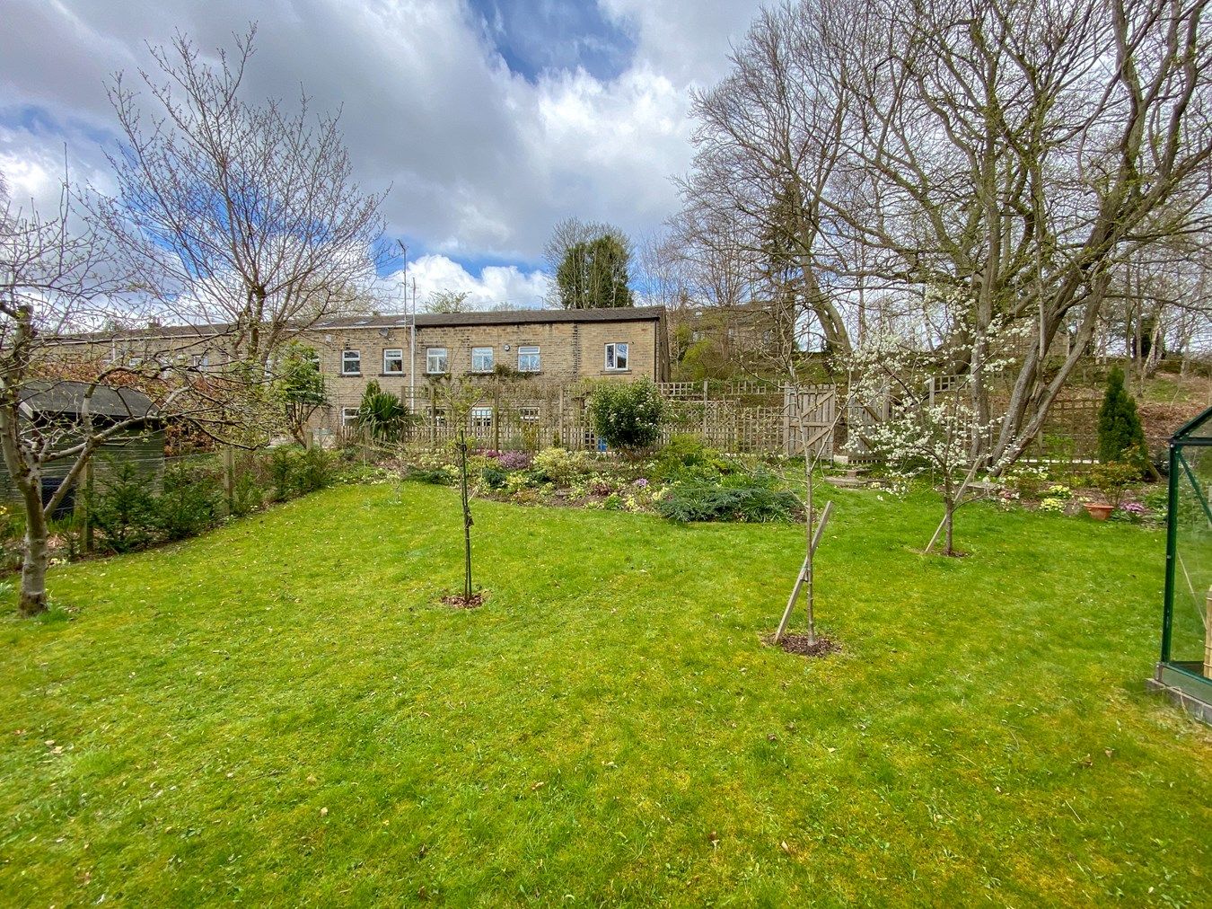 4 bed end terrace house for sale in Magdale, Honley, Holmfirth HD9 Zoopla