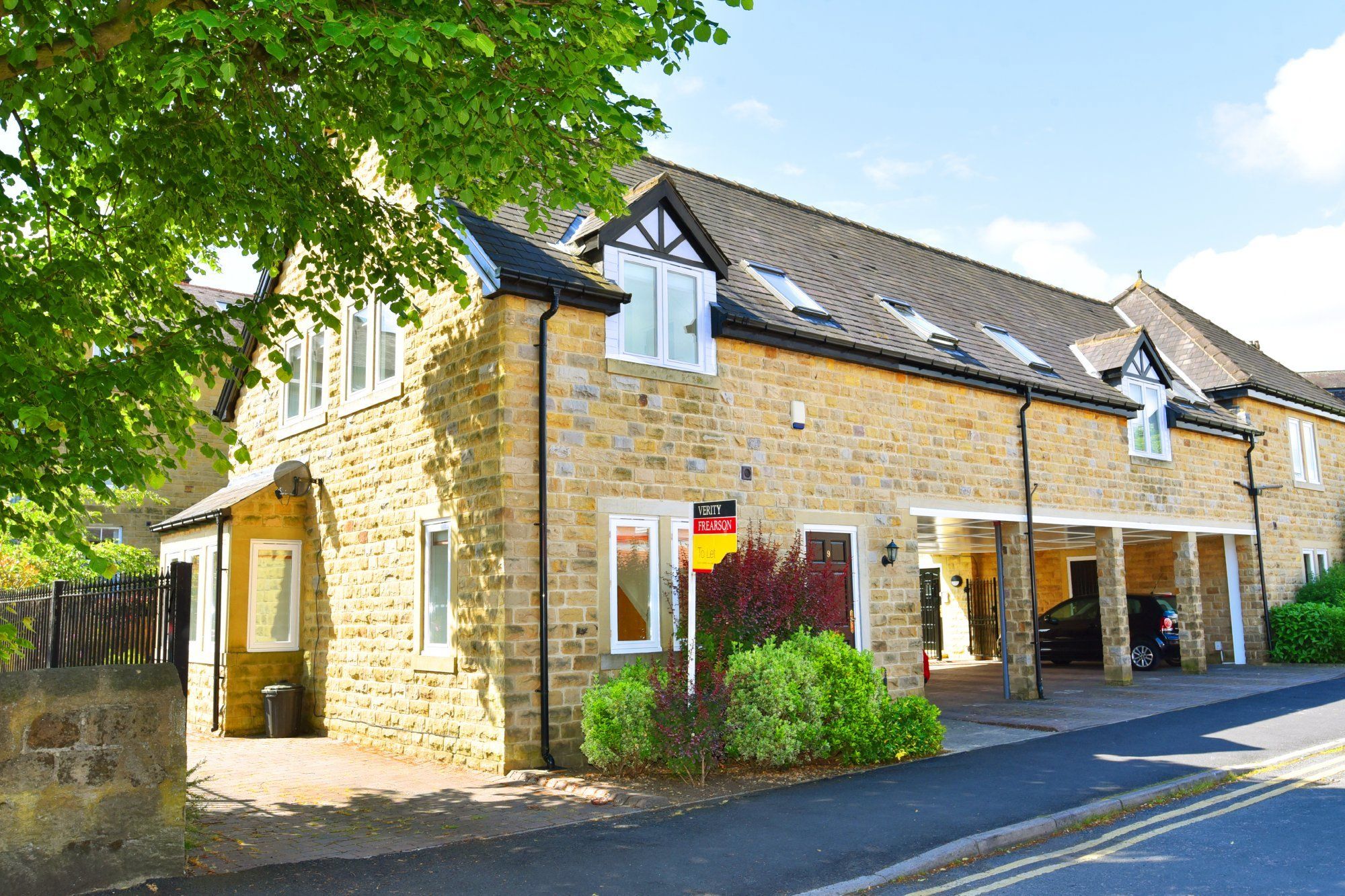 2 bed town house for sale in Roseville Avenue, Harrogate HG1 Zoopla