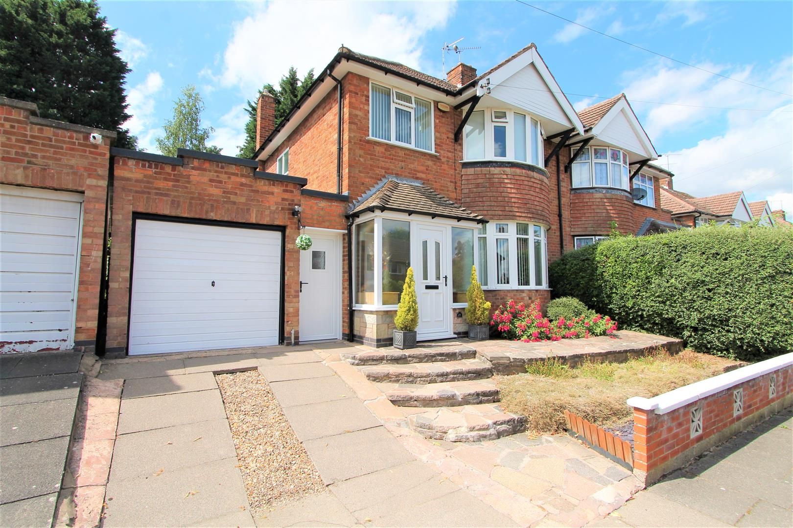 Frinton Avenue, Evington, Leicester LE5  