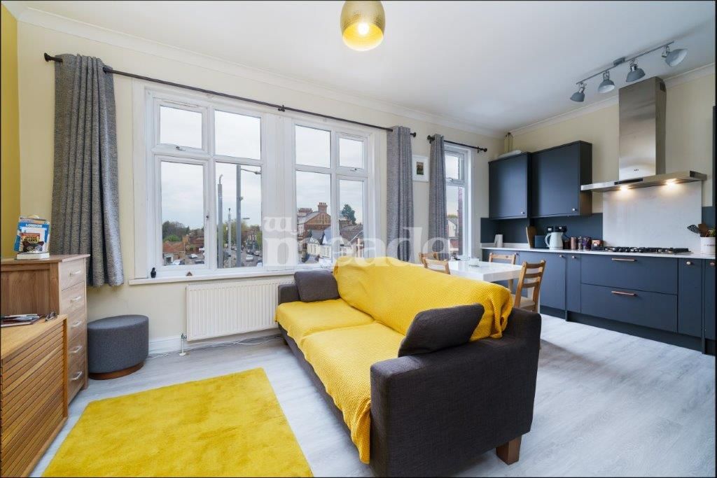 2 bed flat for sale in Hale End Road, London E4 Zoopla
