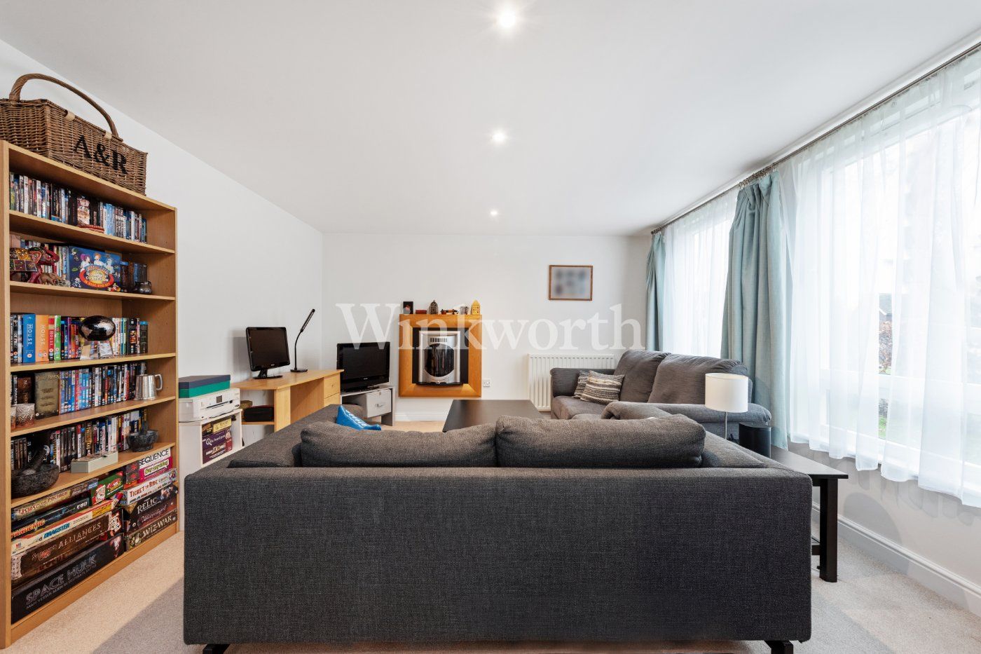 2 bed flat for sale in Crown Close, Winkfield Road, London N22 Zoopla